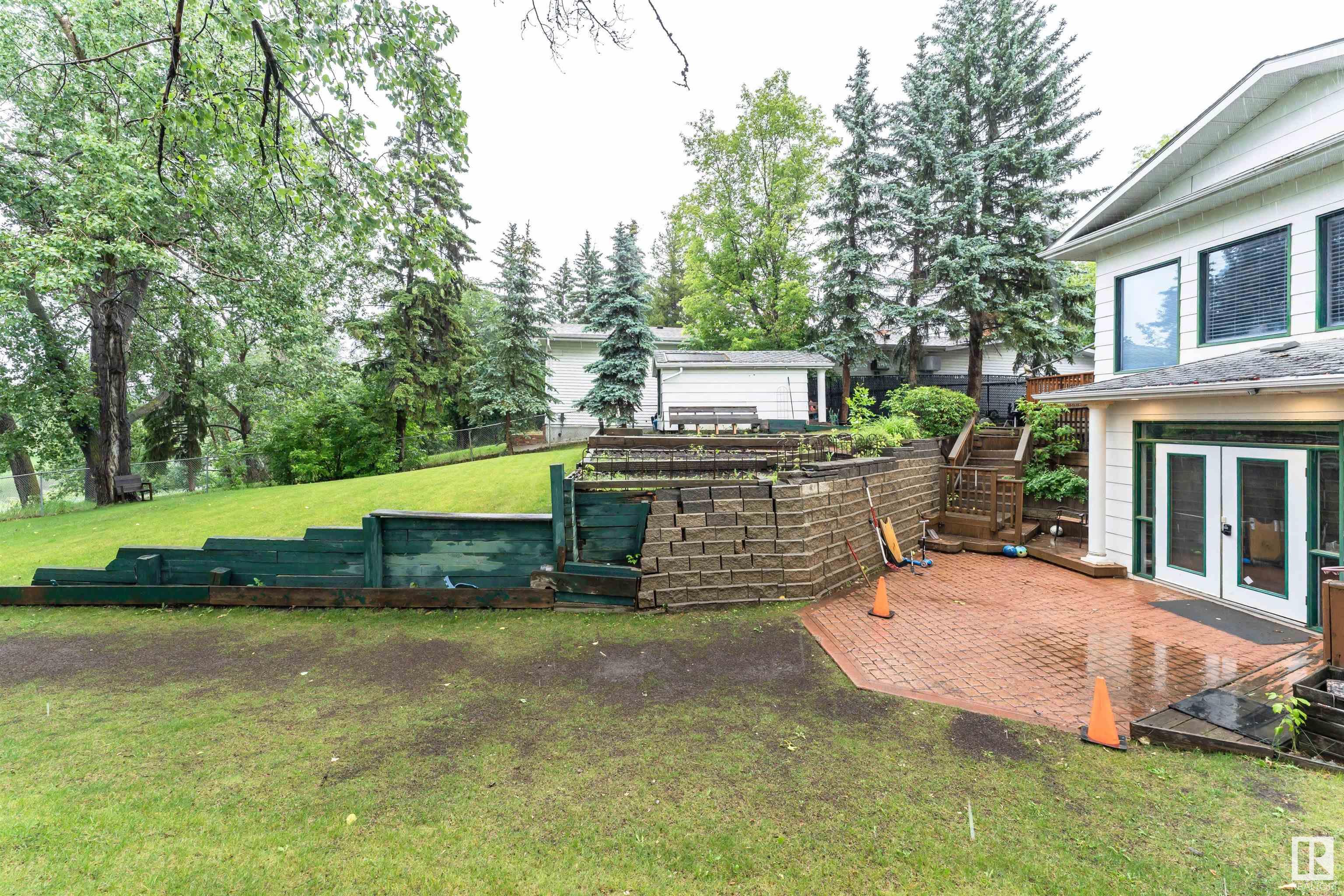 53 STURGEON RD