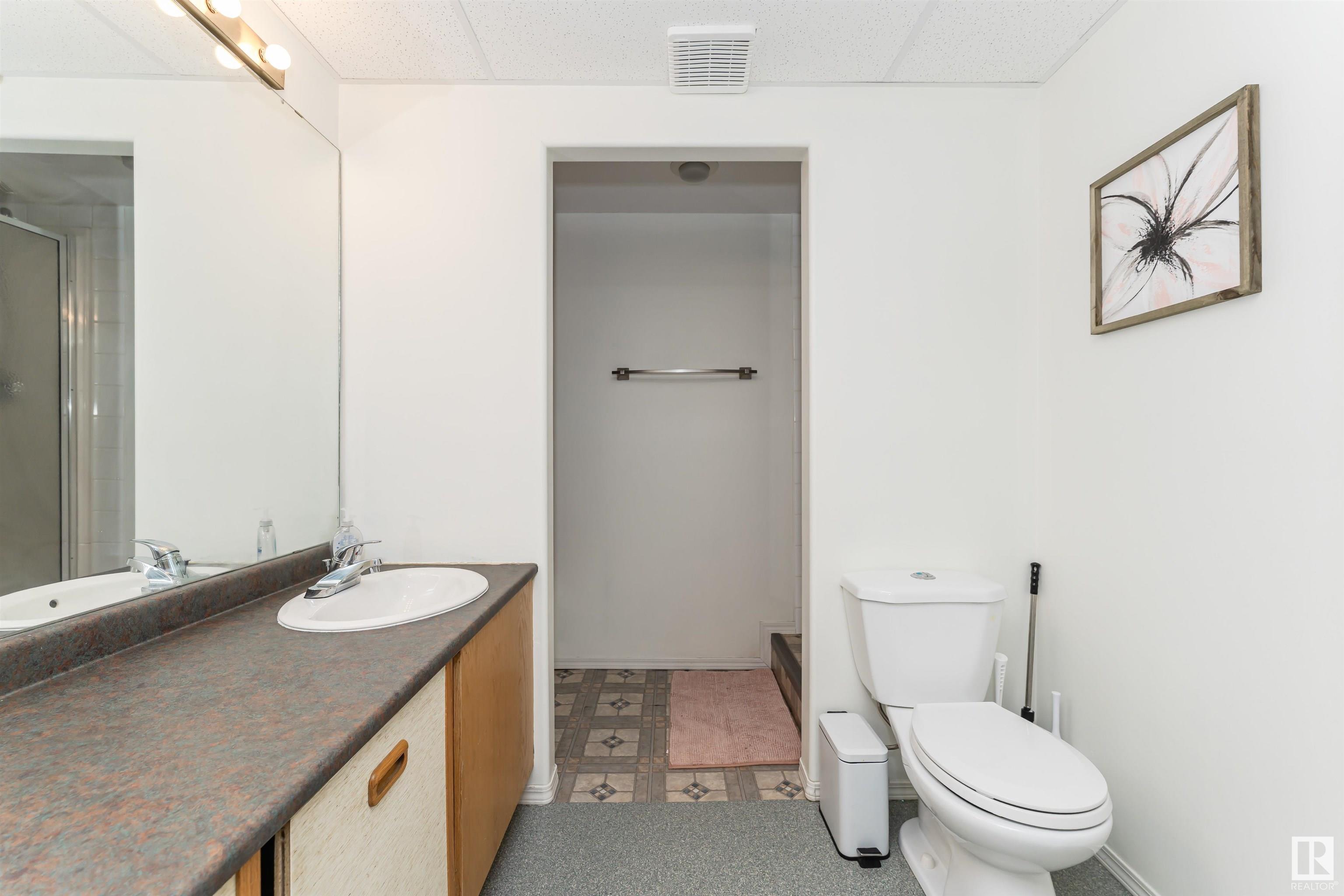 53 STURGEON RD