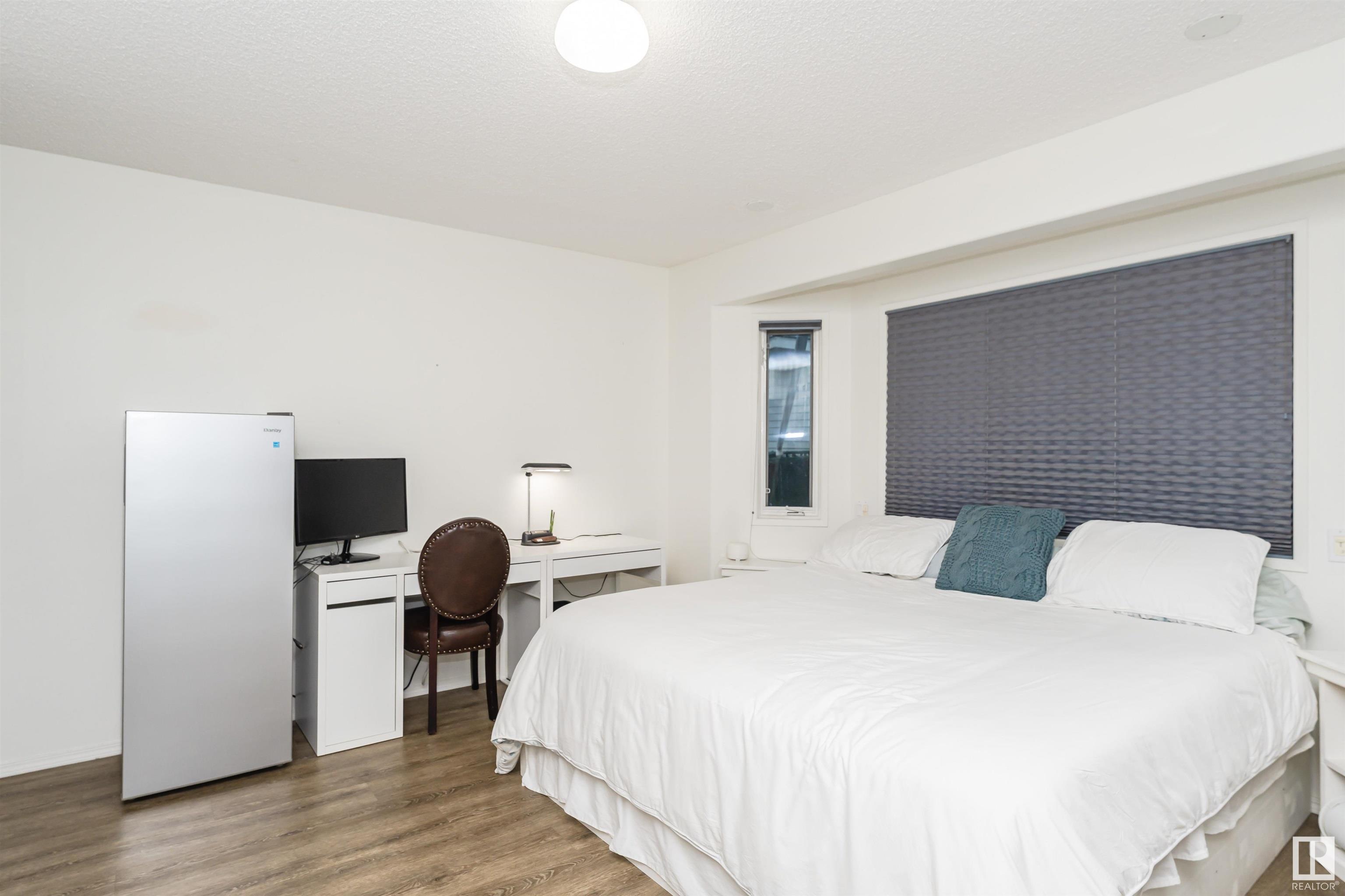 53 STURGEON RD