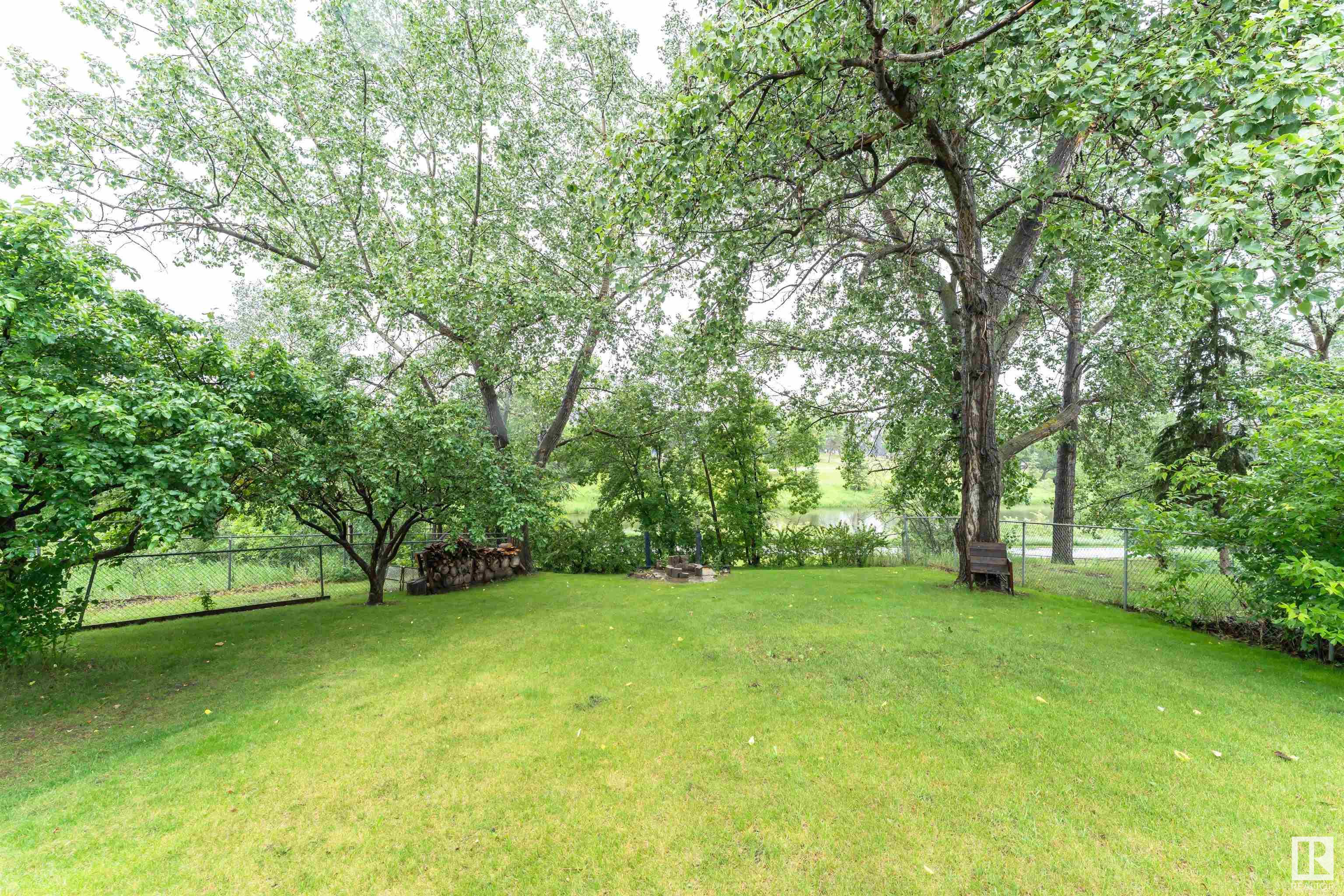 53 STURGEON RD