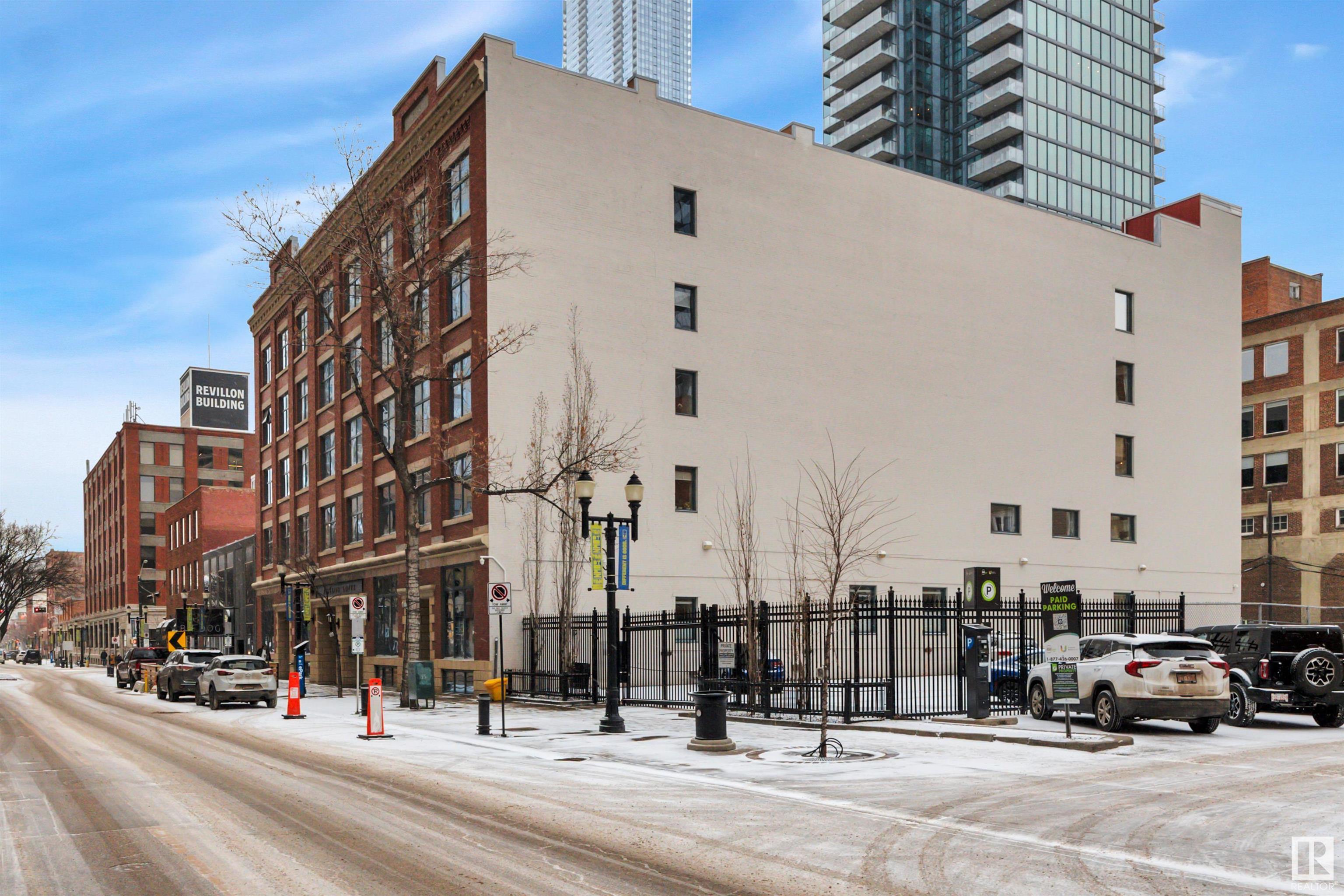 #102 10169 104 ST NW