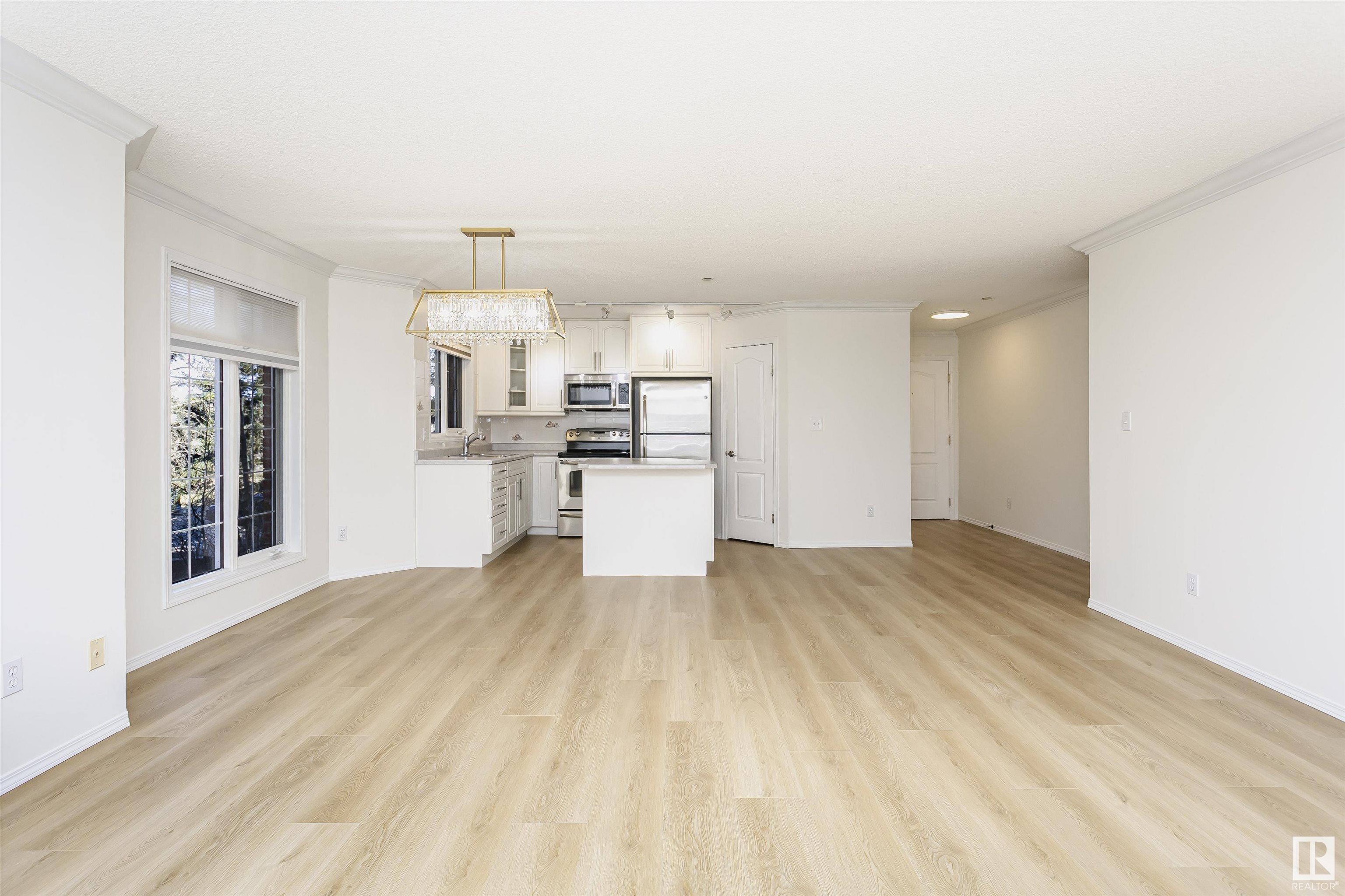 #202 20 ST JOSEPH ST