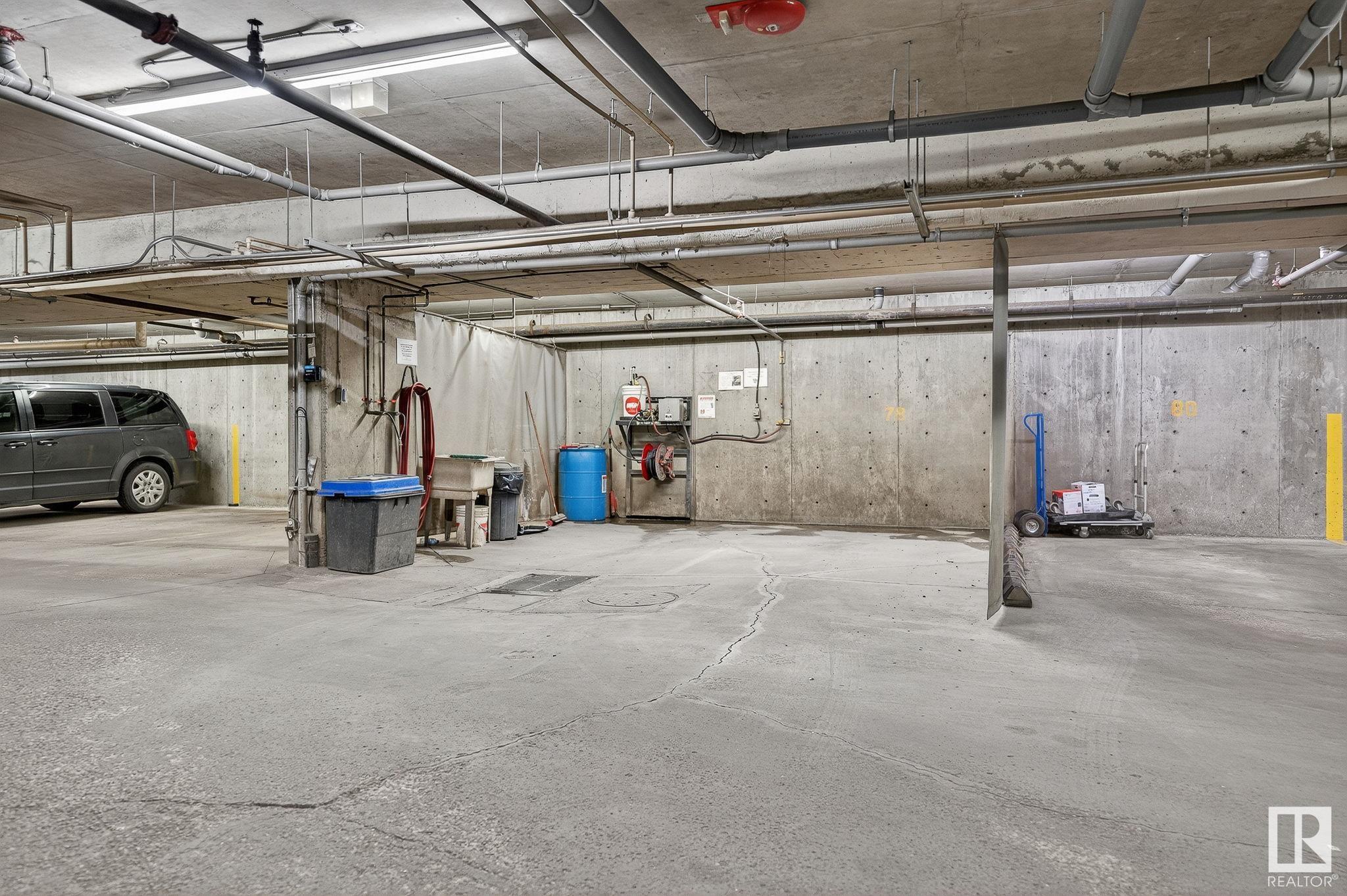 #410 10951 124 ST NW