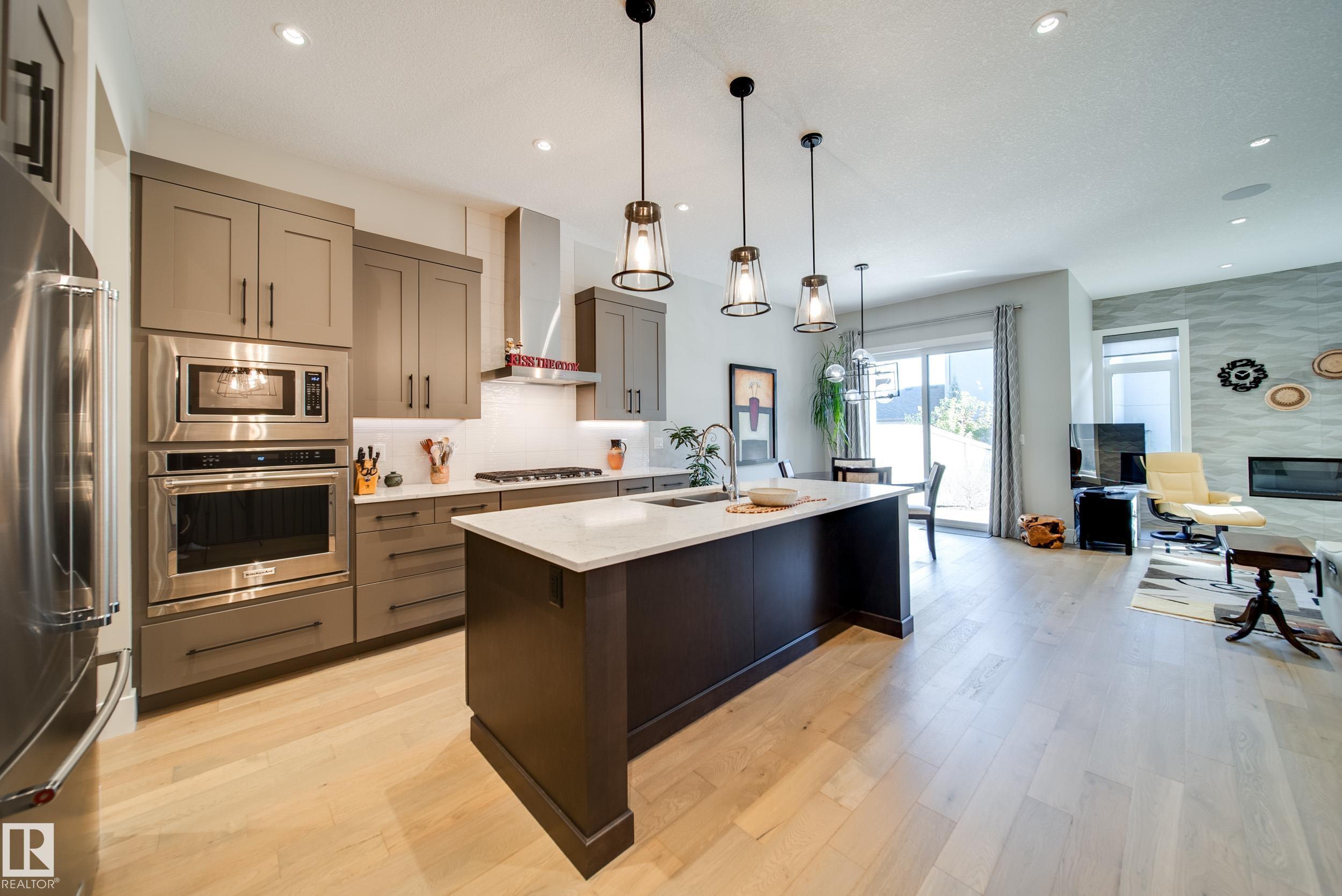 4605 KNIGHT PT SW