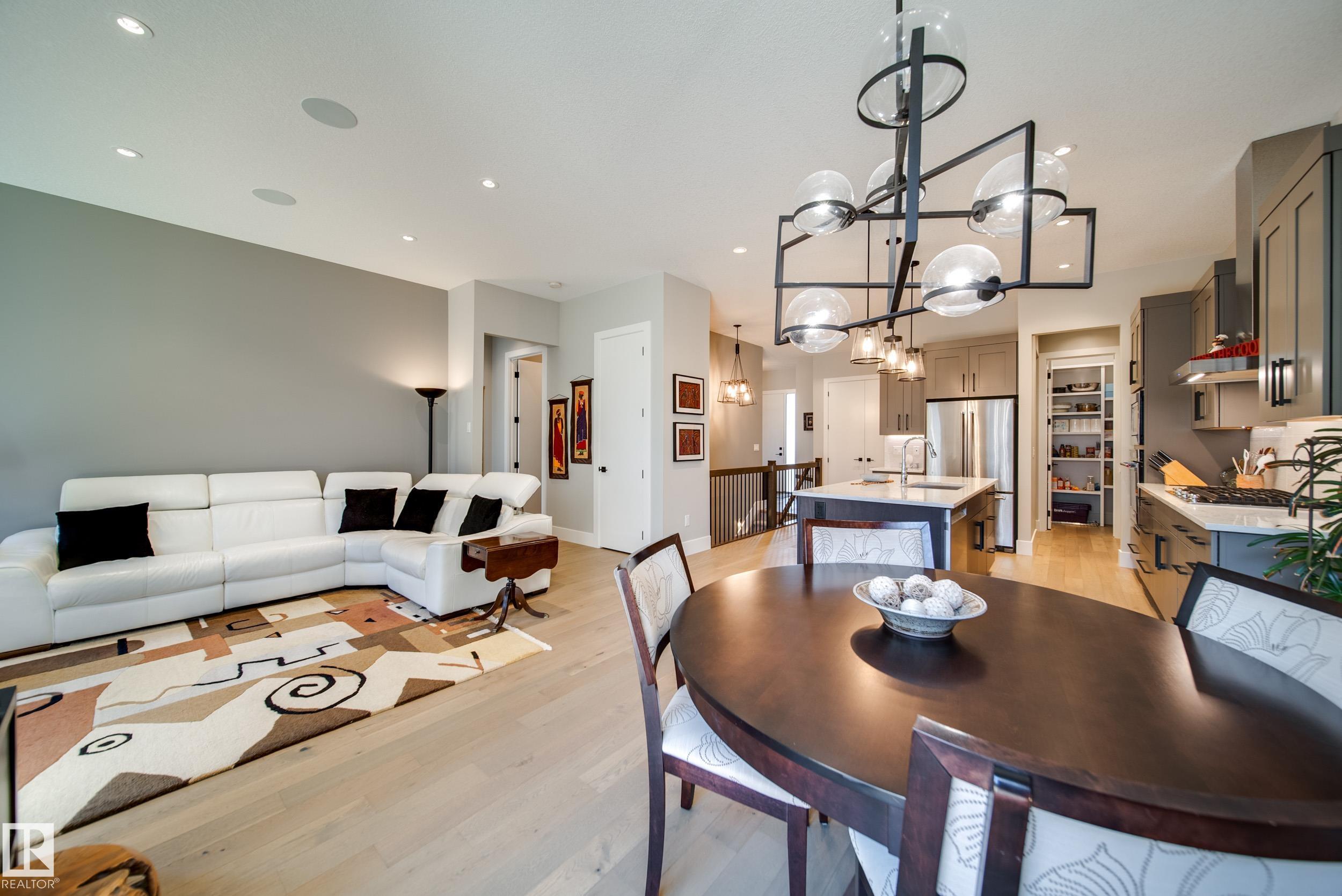 4605 KNIGHT PT SW