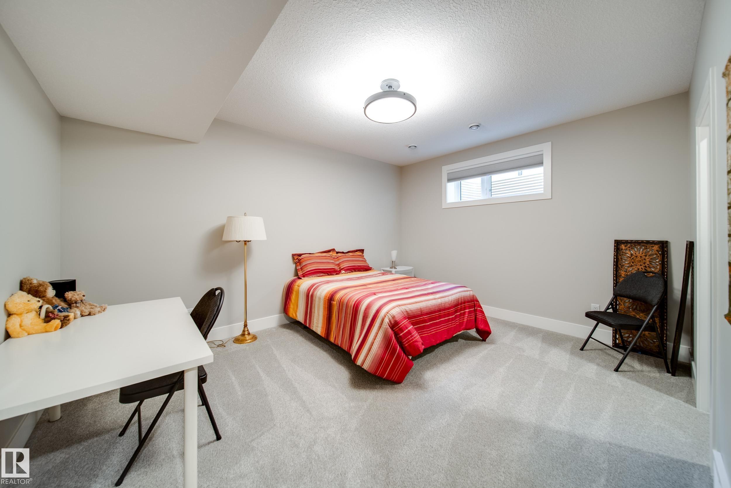 4605 KNIGHT PT SW