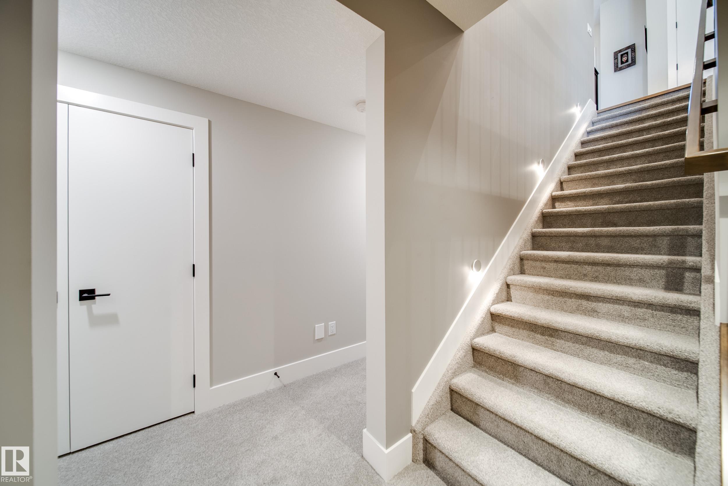 4605 KNIGHT PT SW
