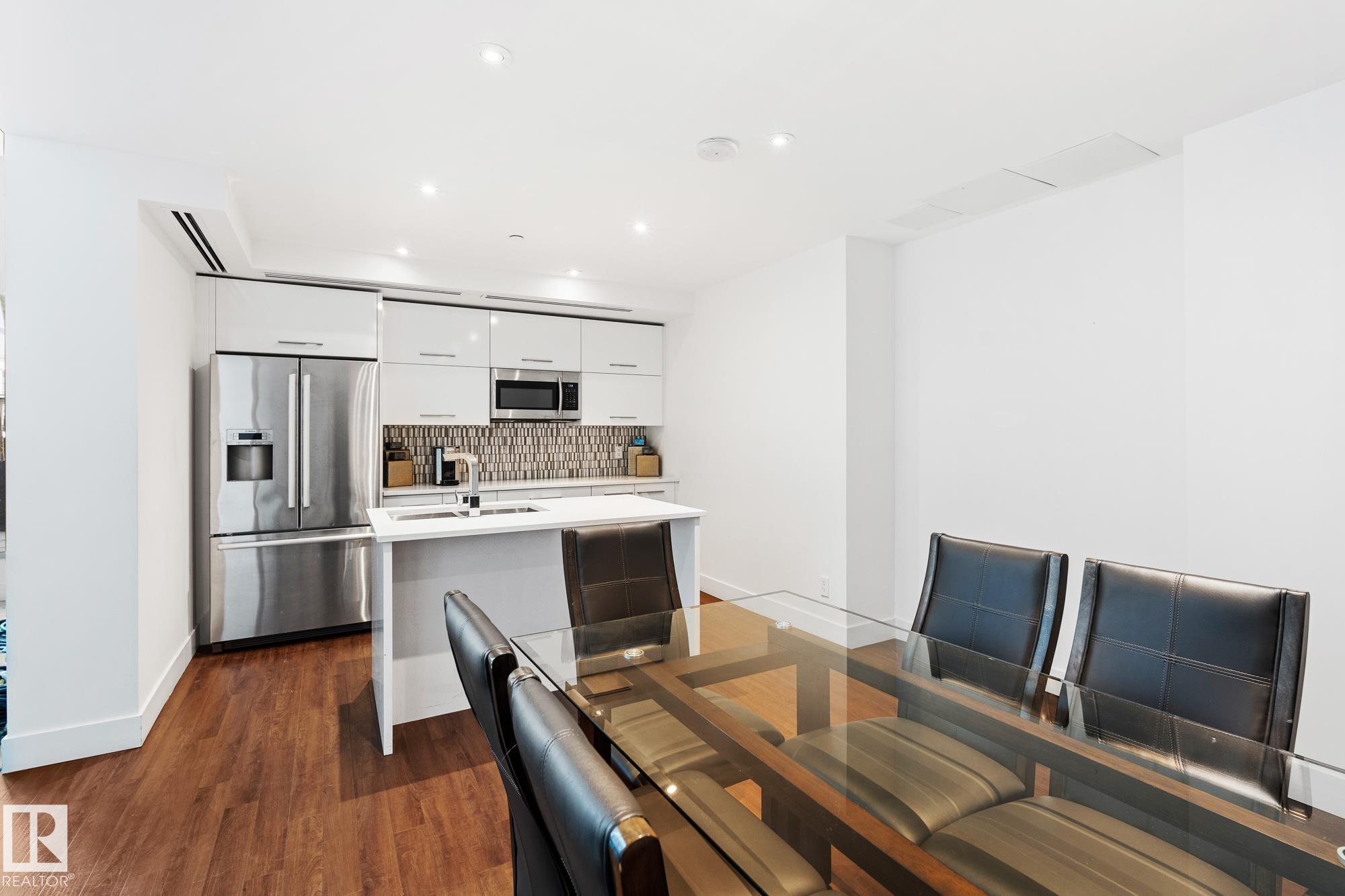 #1201 11969 JASPER AV NW