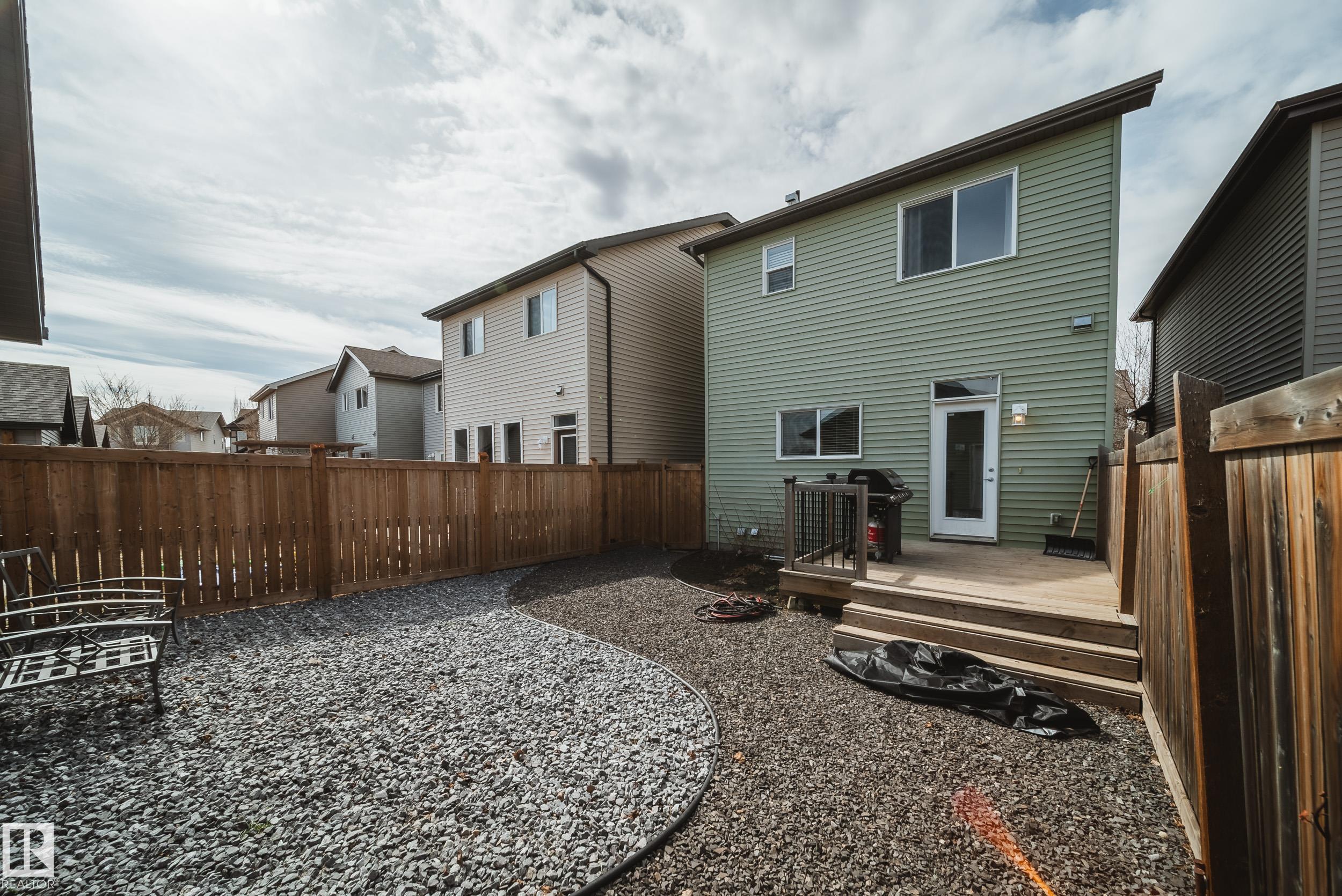3112 PAISLEY RD SW