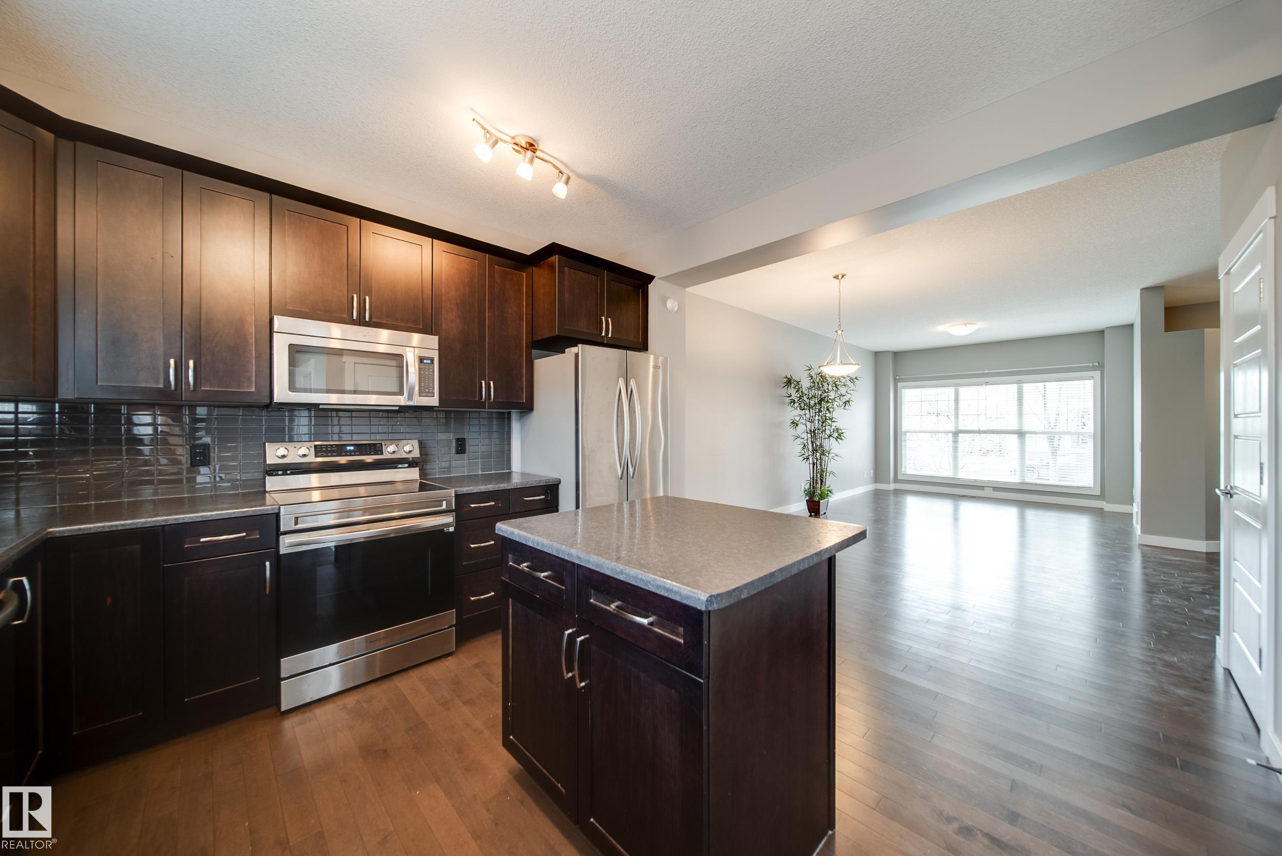 3112 PAISLEY RD SW