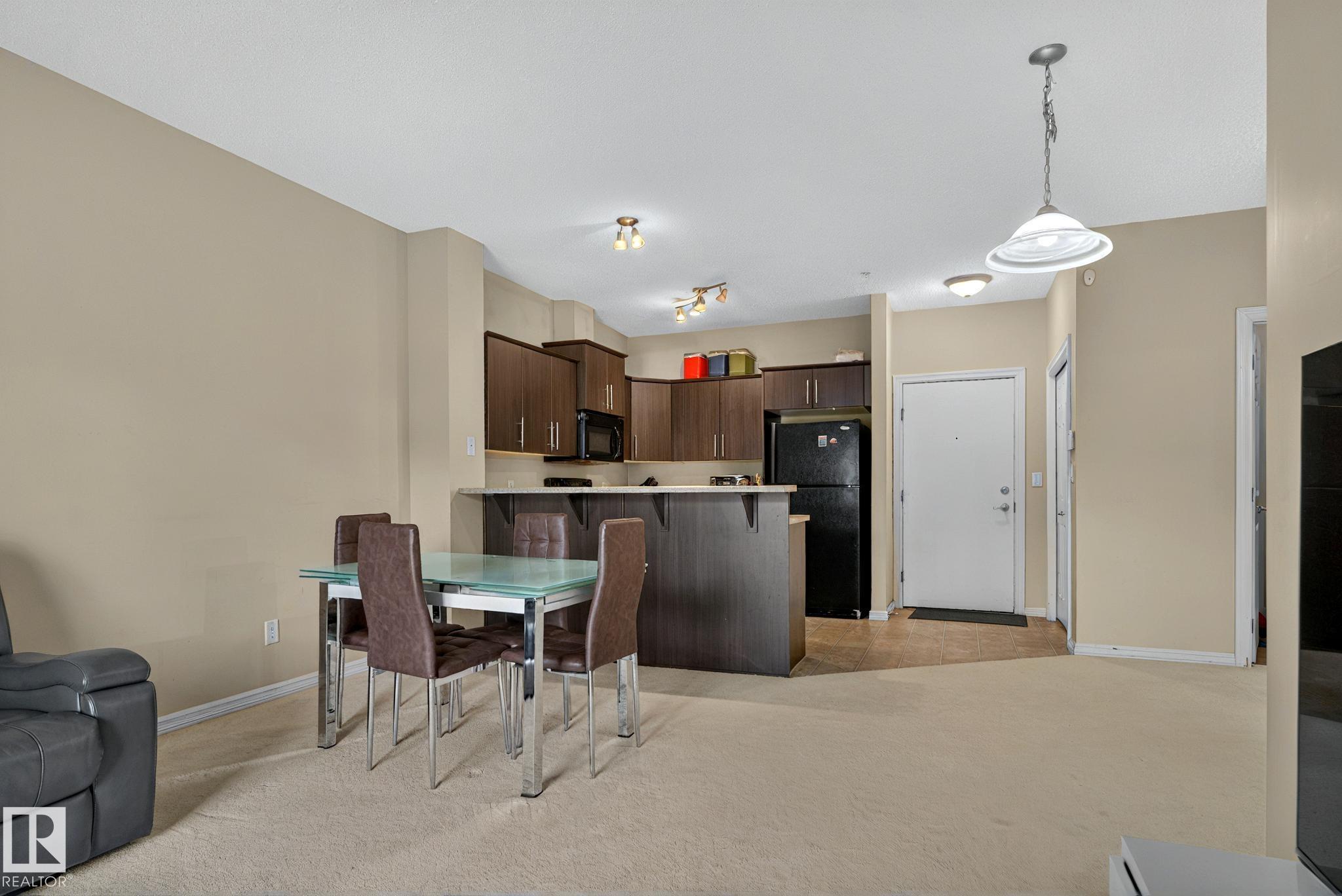 #104 263 MACEWAN RD SW