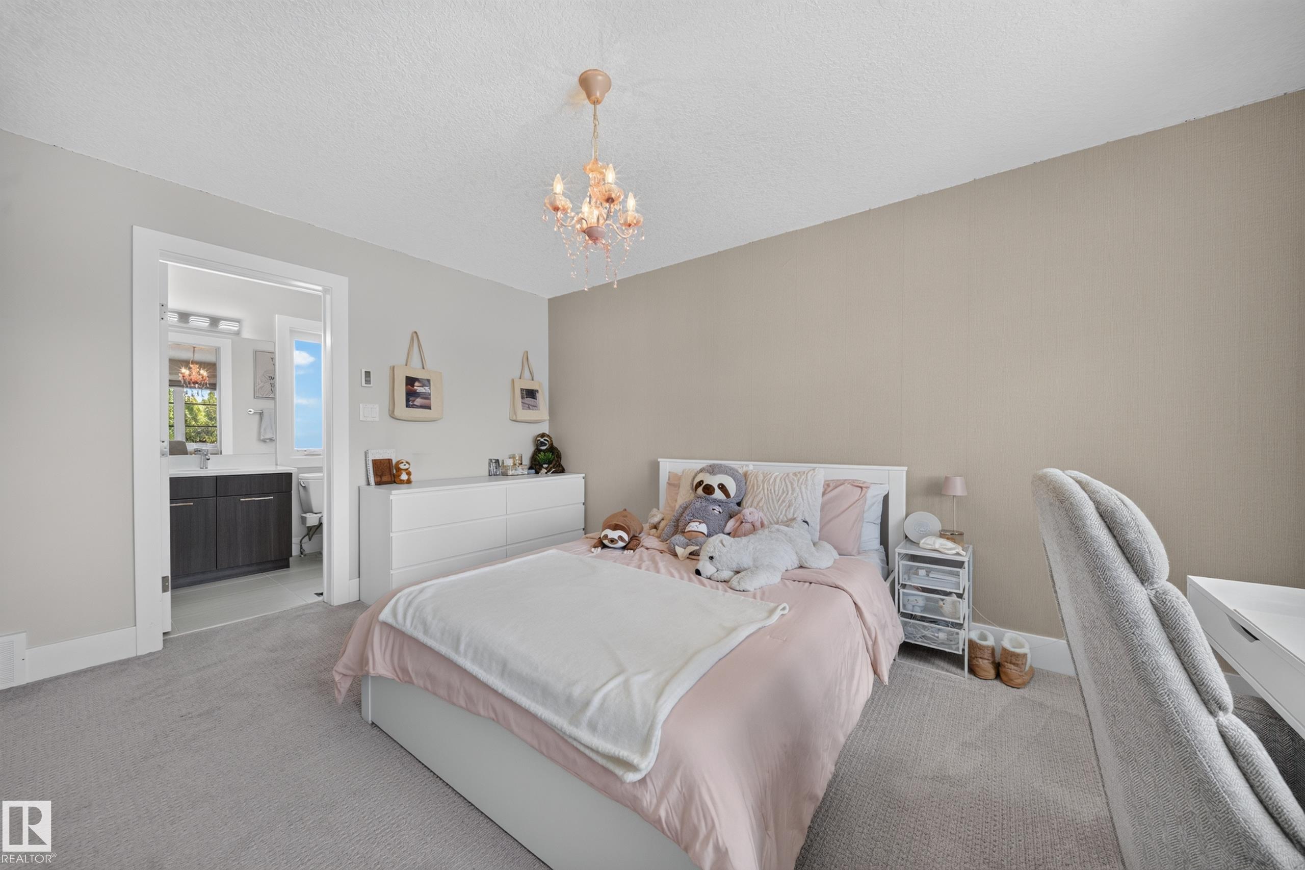 4407 WESTCLIFF CL SW