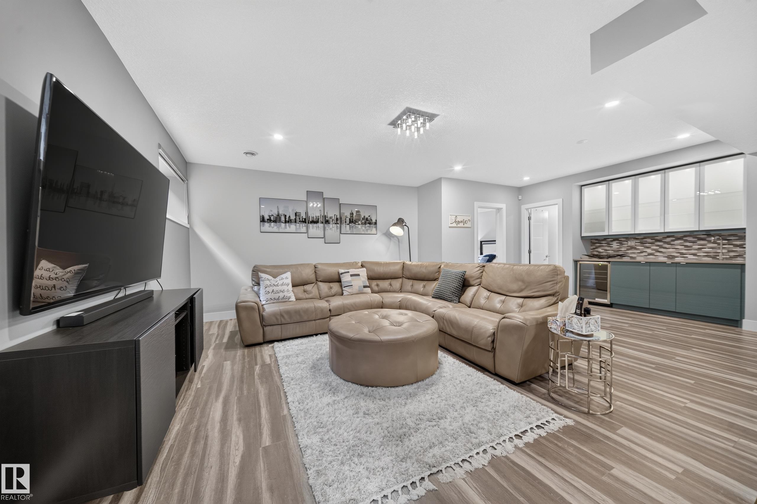 4407 WESTCLIFF CL SW