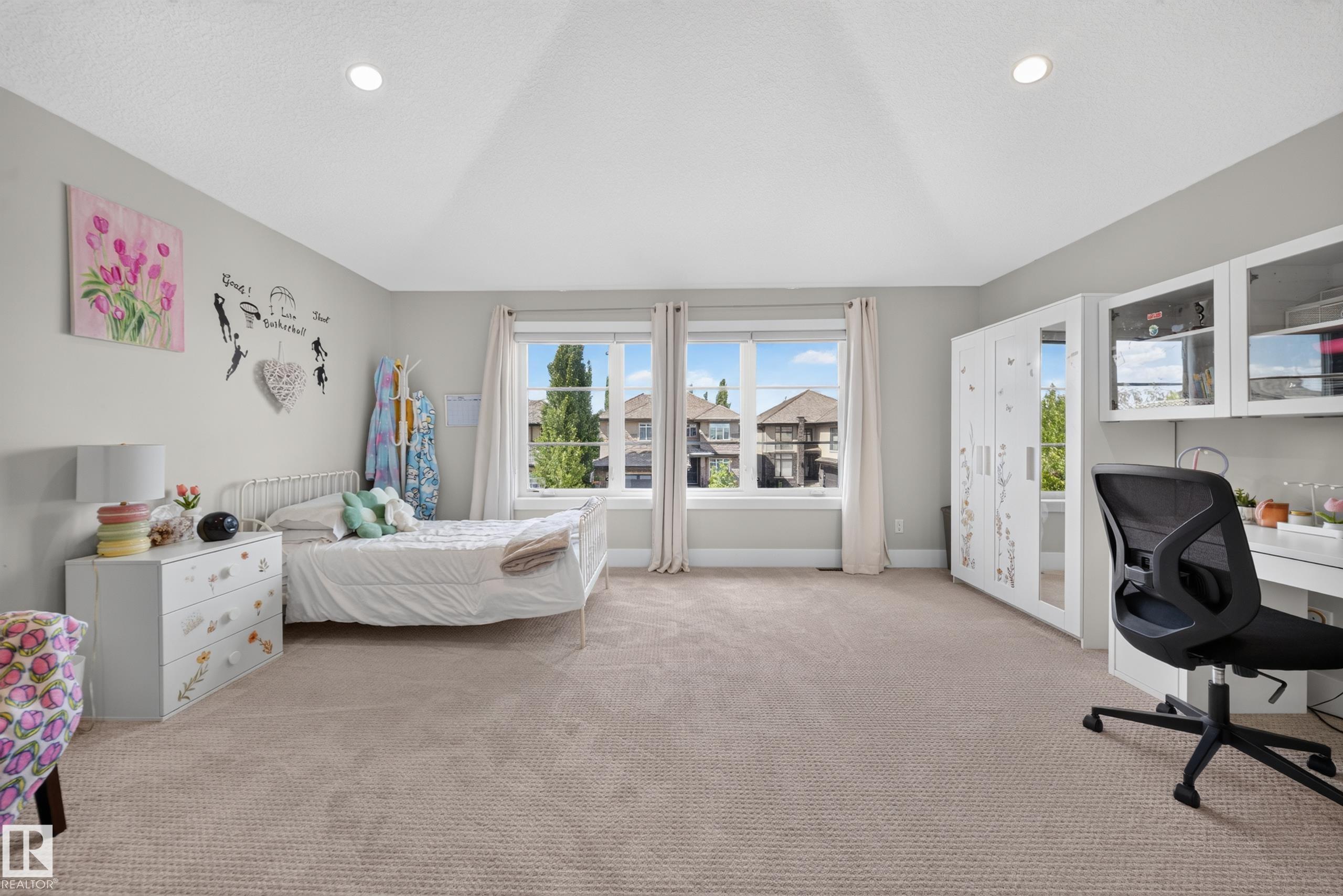 4407 WESTCLIFF CL SW