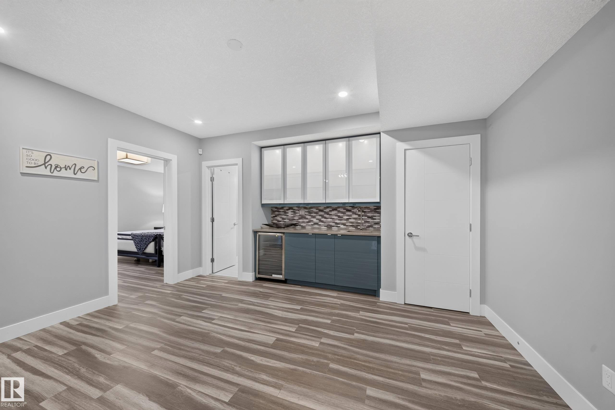 4407 WESTCLIFF CL SW
