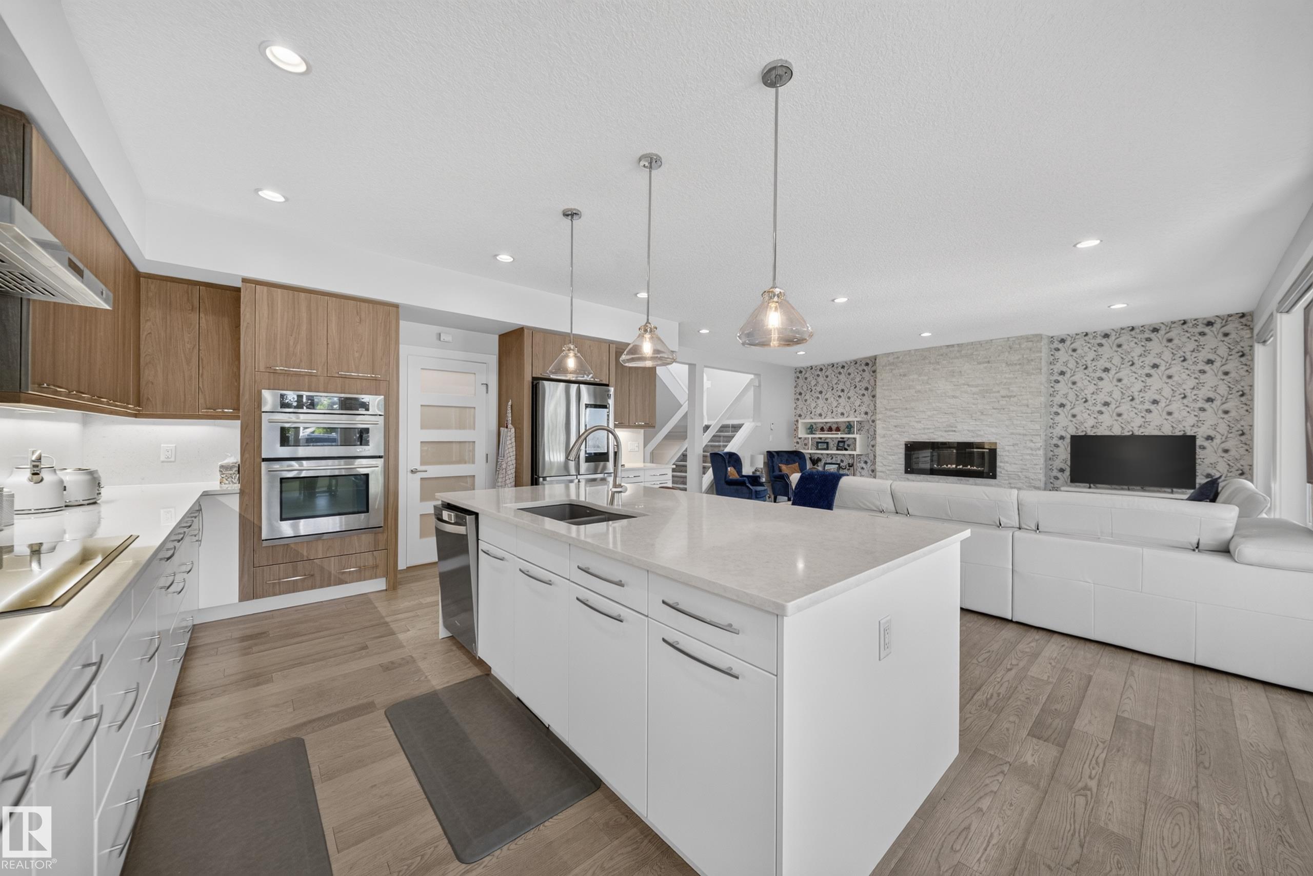 4407 WESTCLIFF CL SW