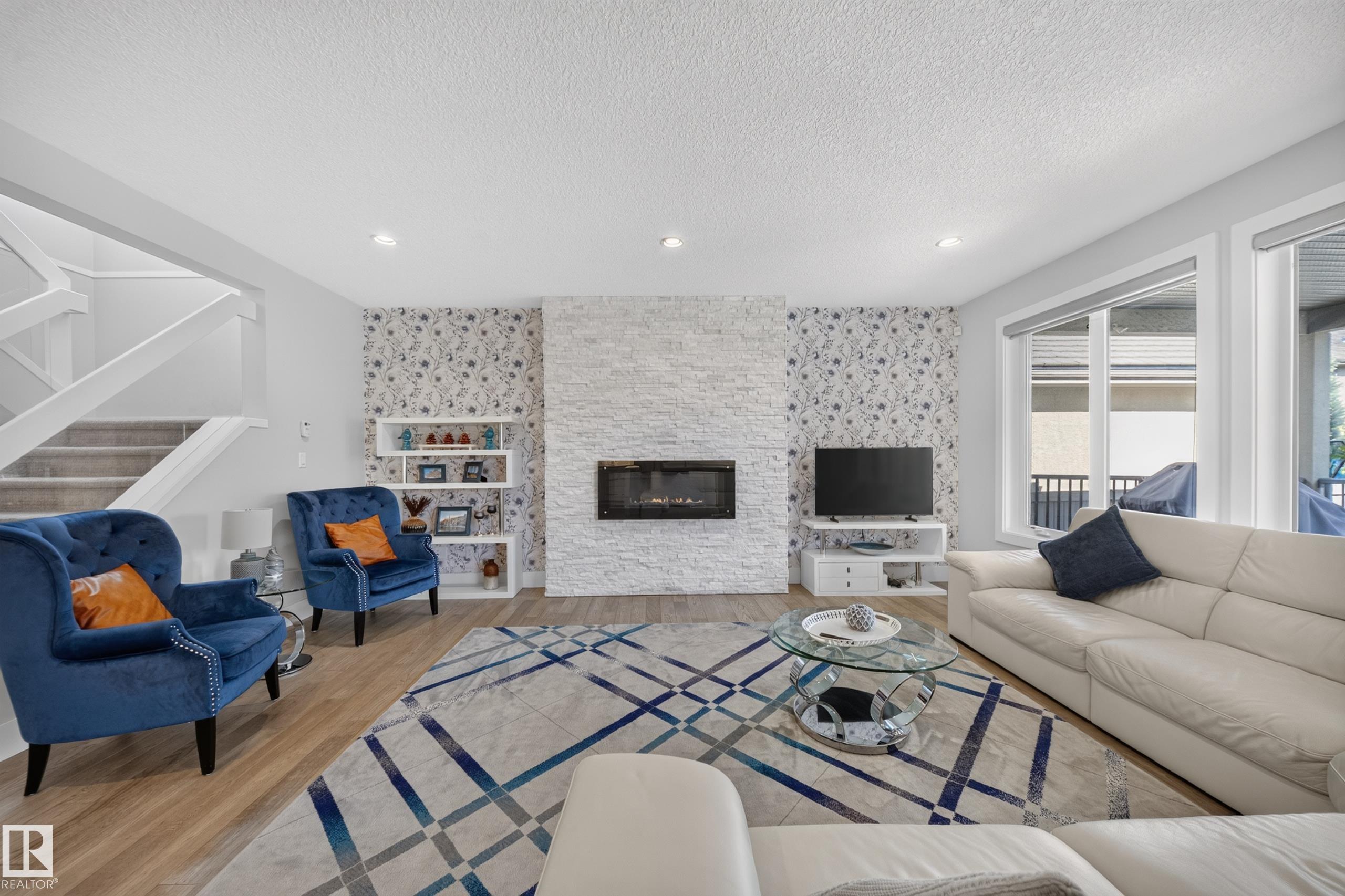 4407 WESTCLIFF CL SW