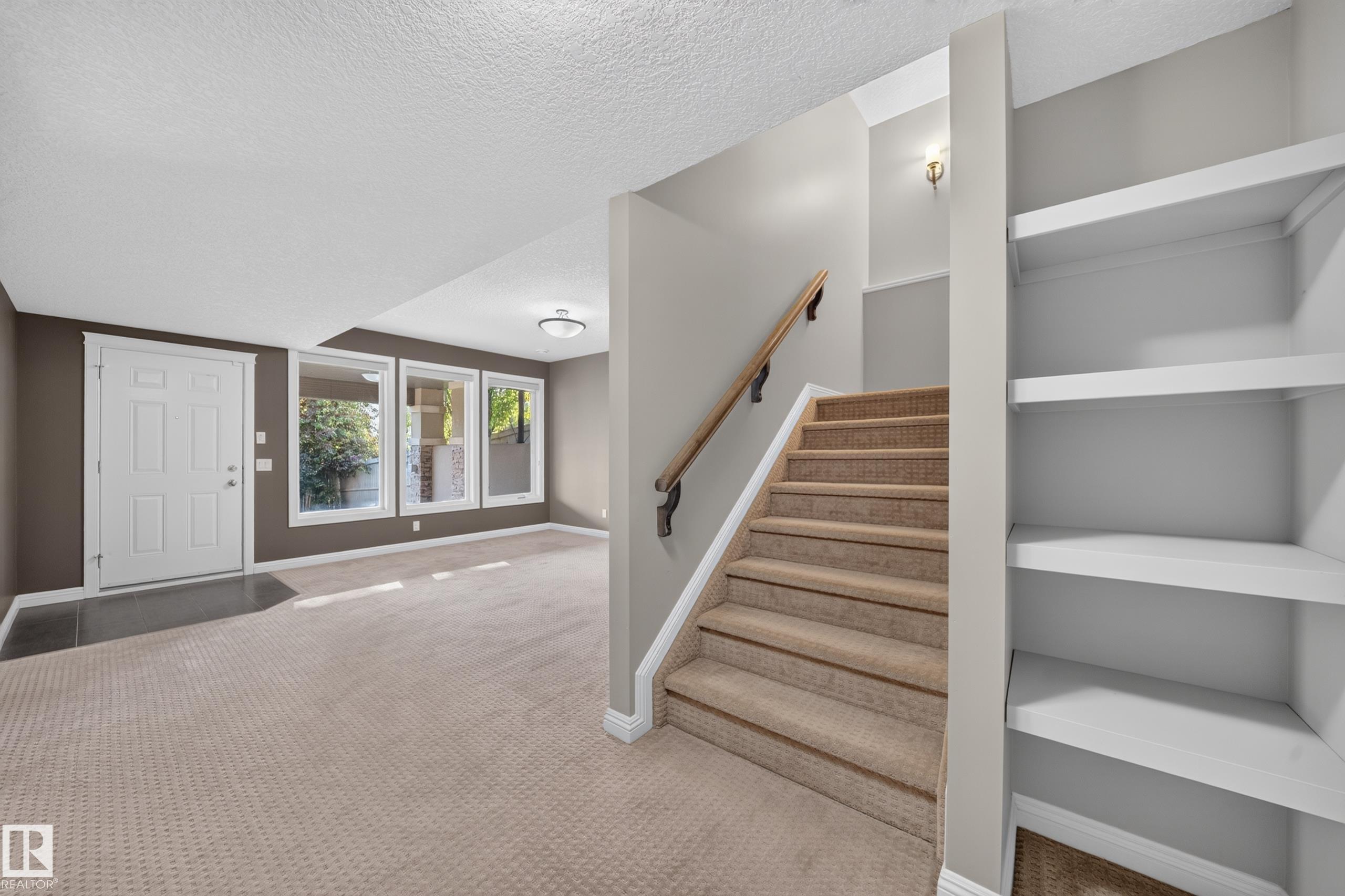 2273 WARRY LO SW