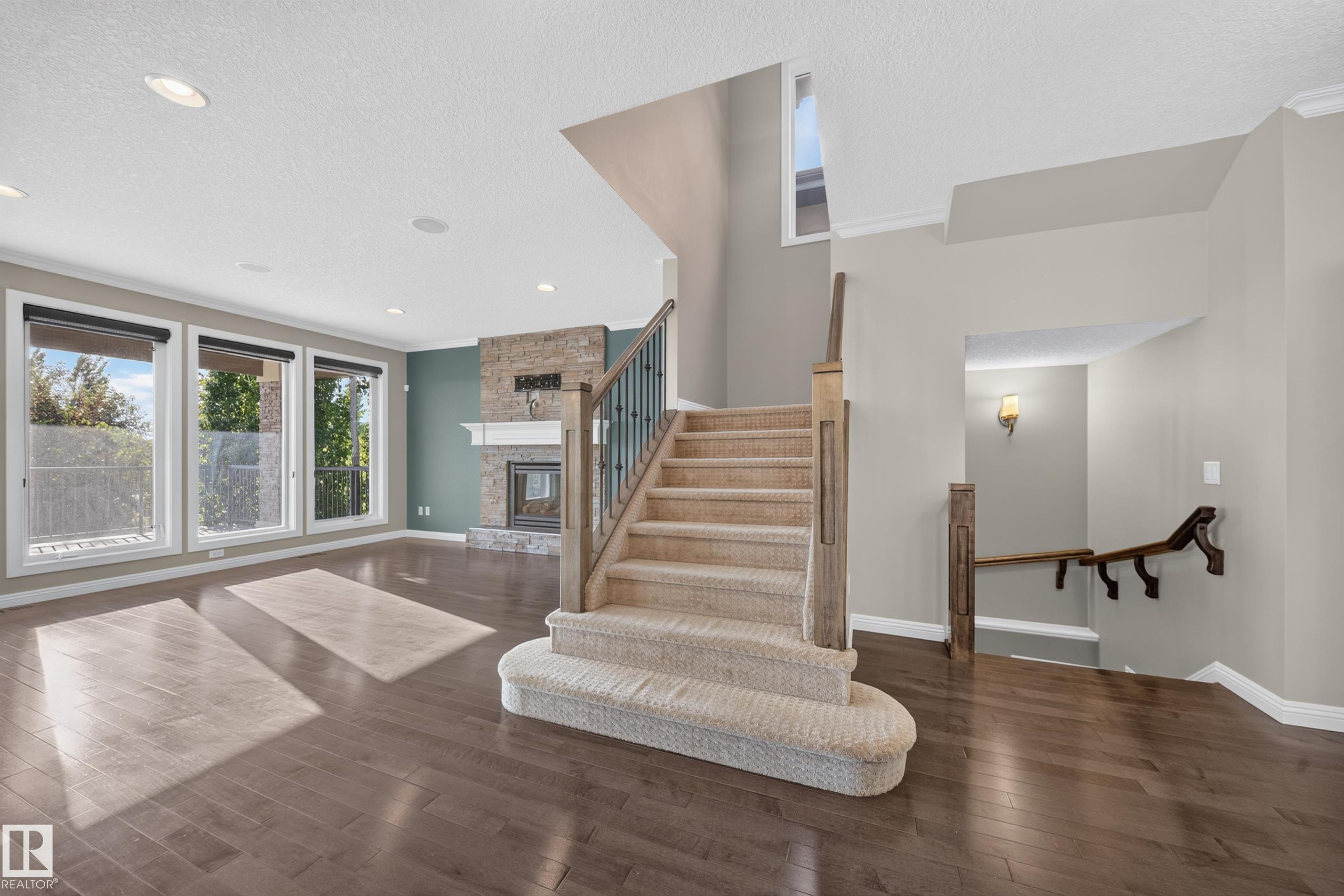 2273 WARRY LO SW