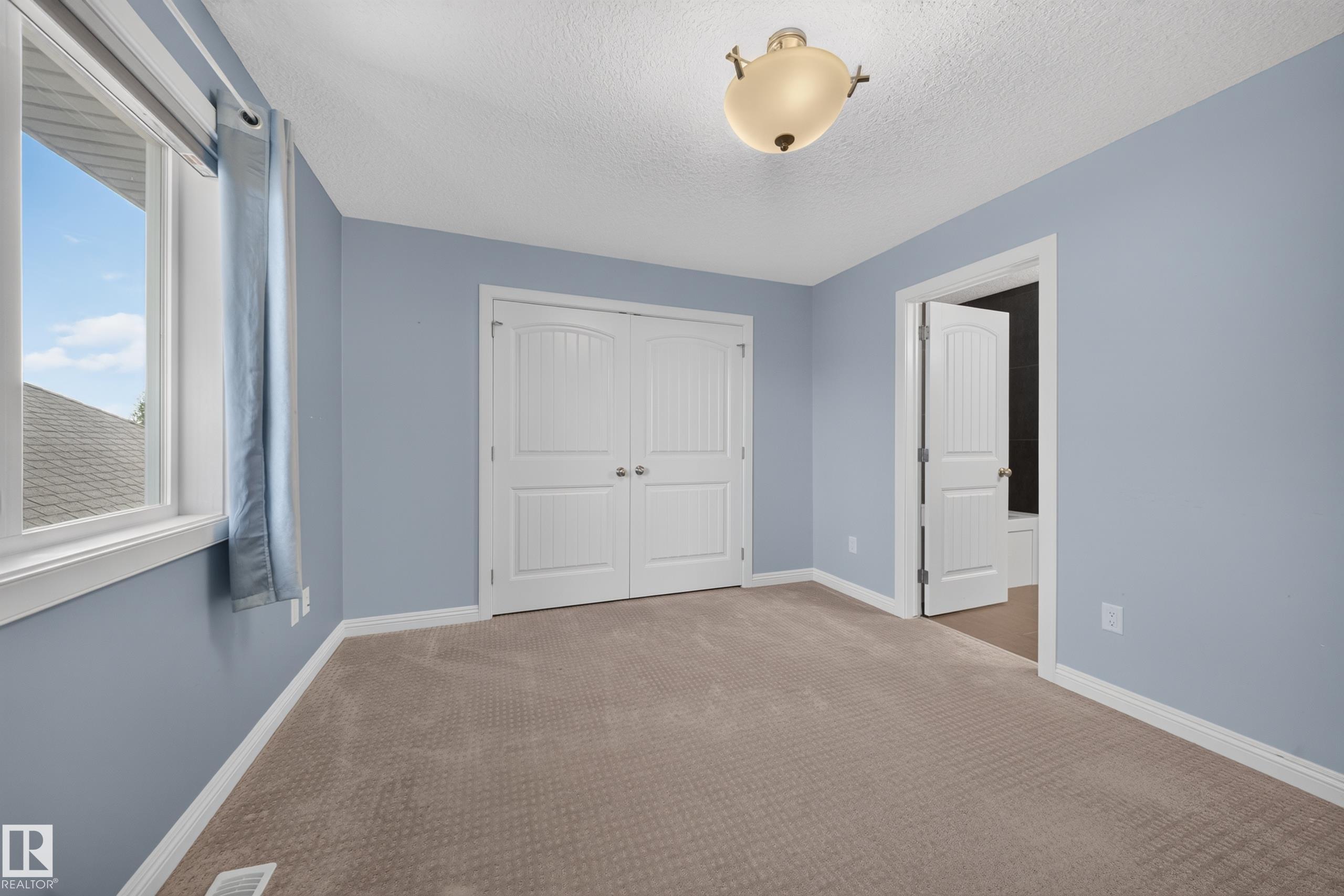 2273 WARRY LO SW