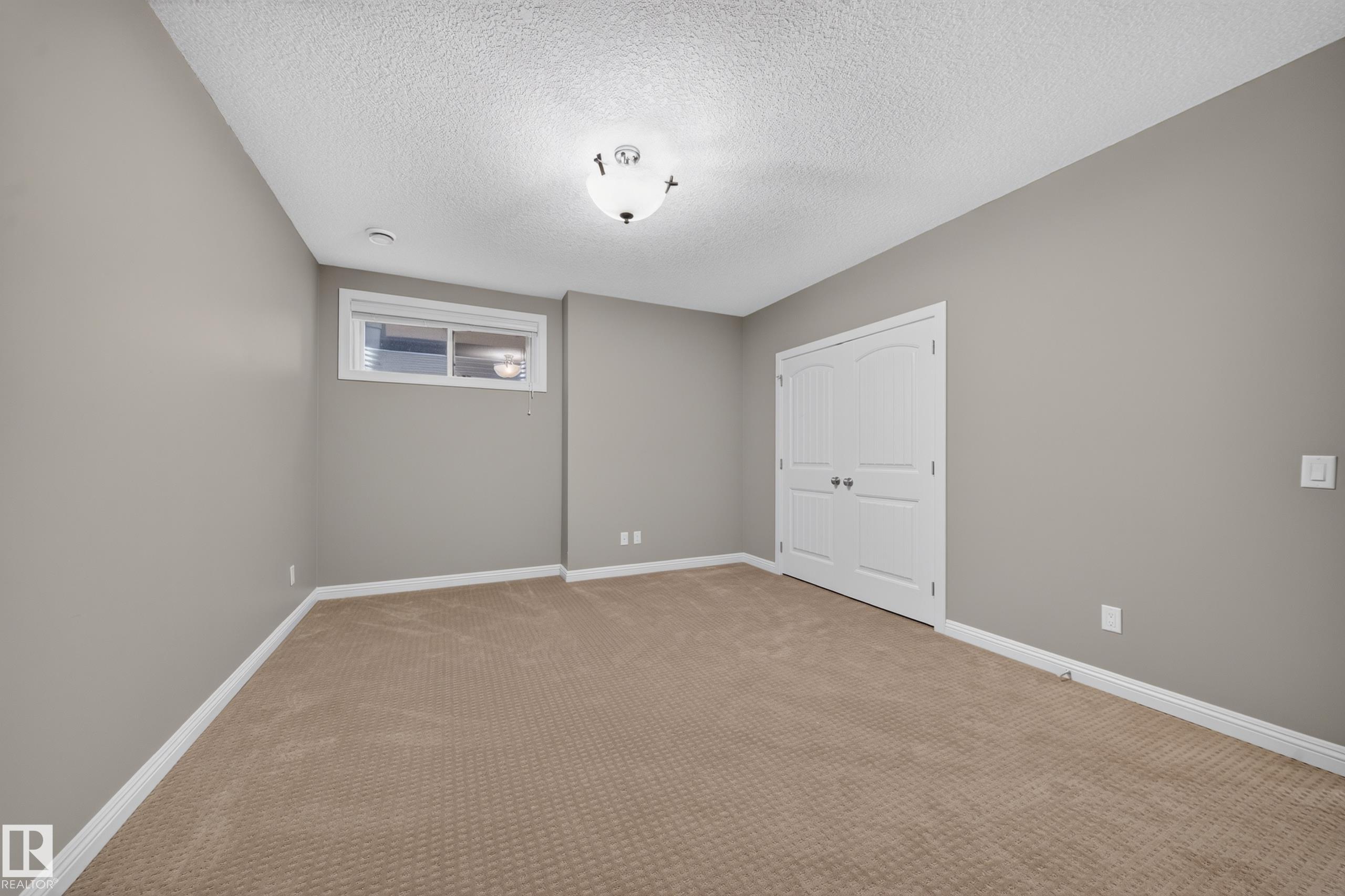 2273 WARRY LO SW