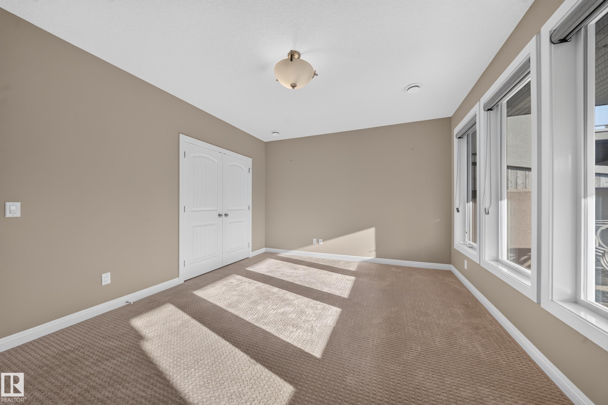 2273 WARRY LO SW