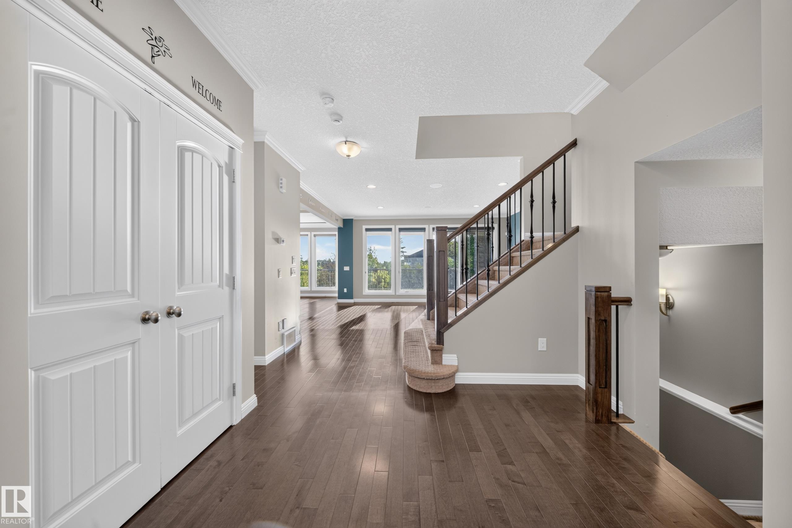 2273 WARRY LO SW