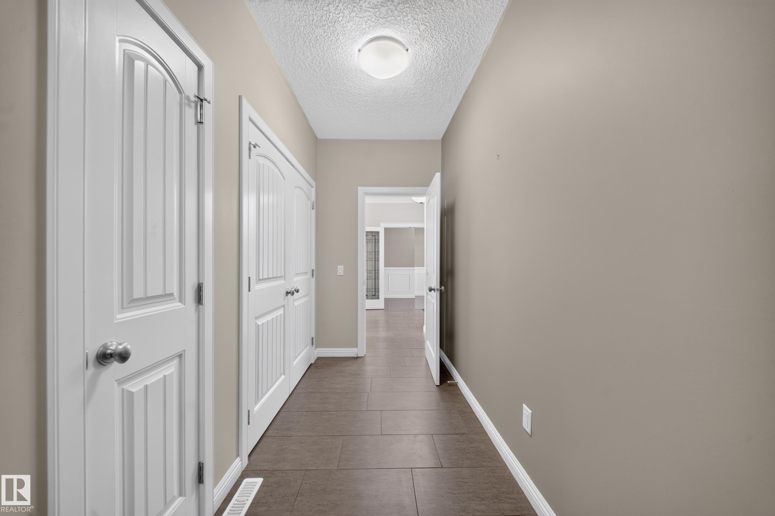 2273 WARRY LO SW
