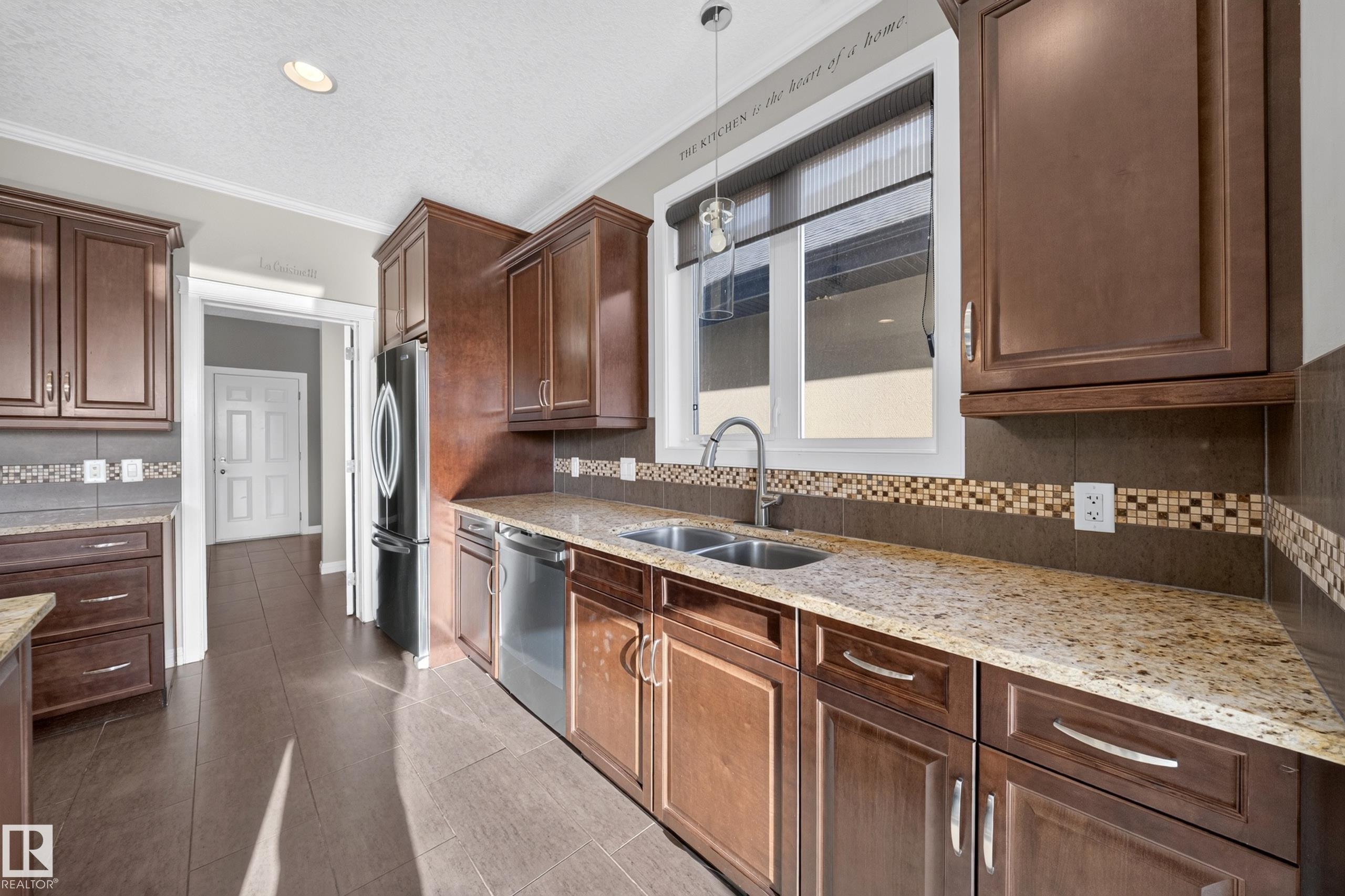 2273 WARRY LO SW