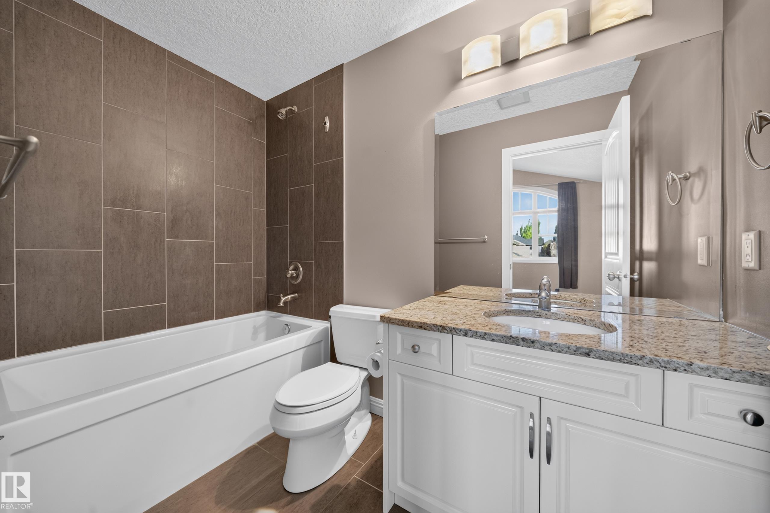 2273 WARRY LO SW