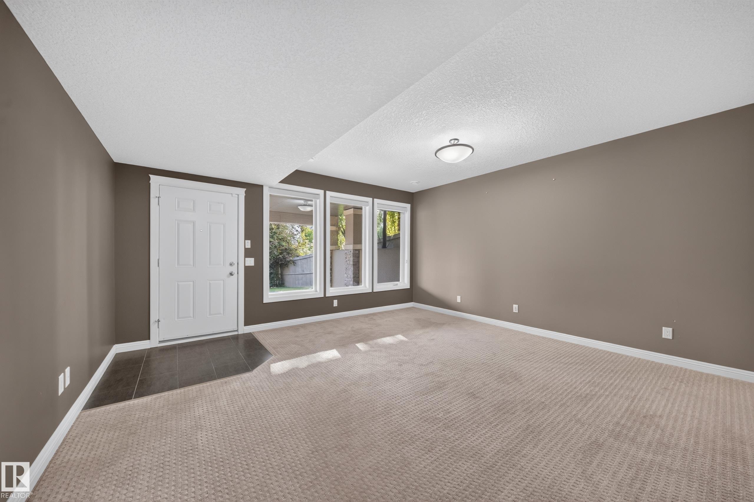 2273 WARRY LO SW