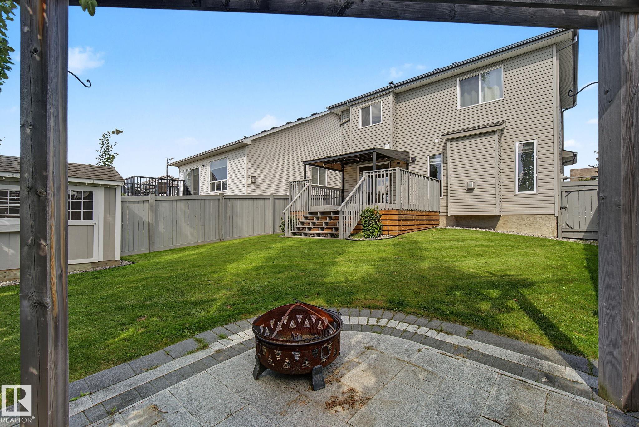 616 61 ST SW