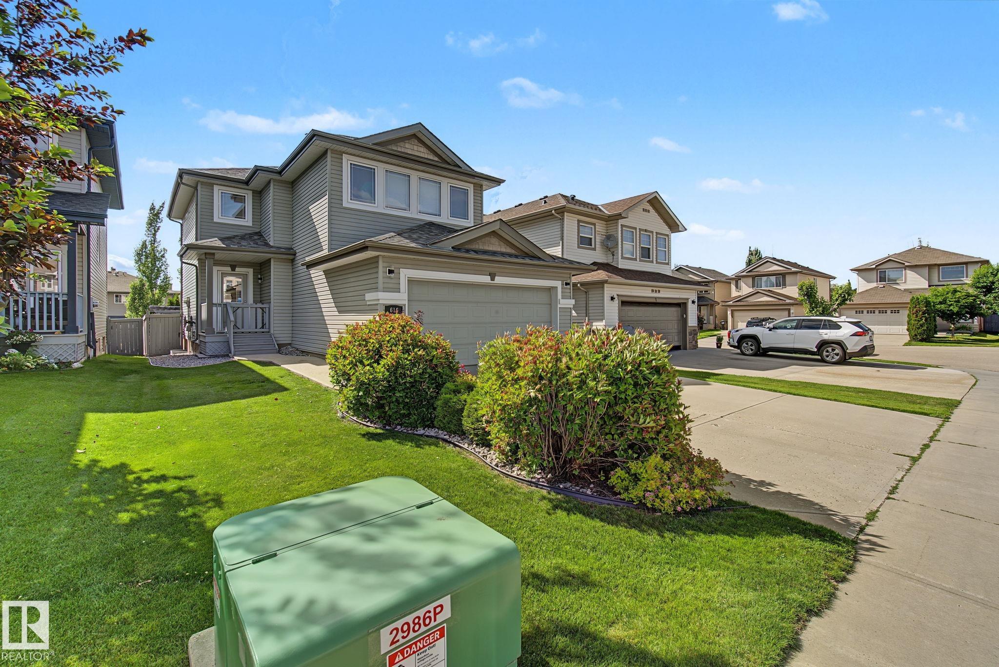 616 61 ST SW
