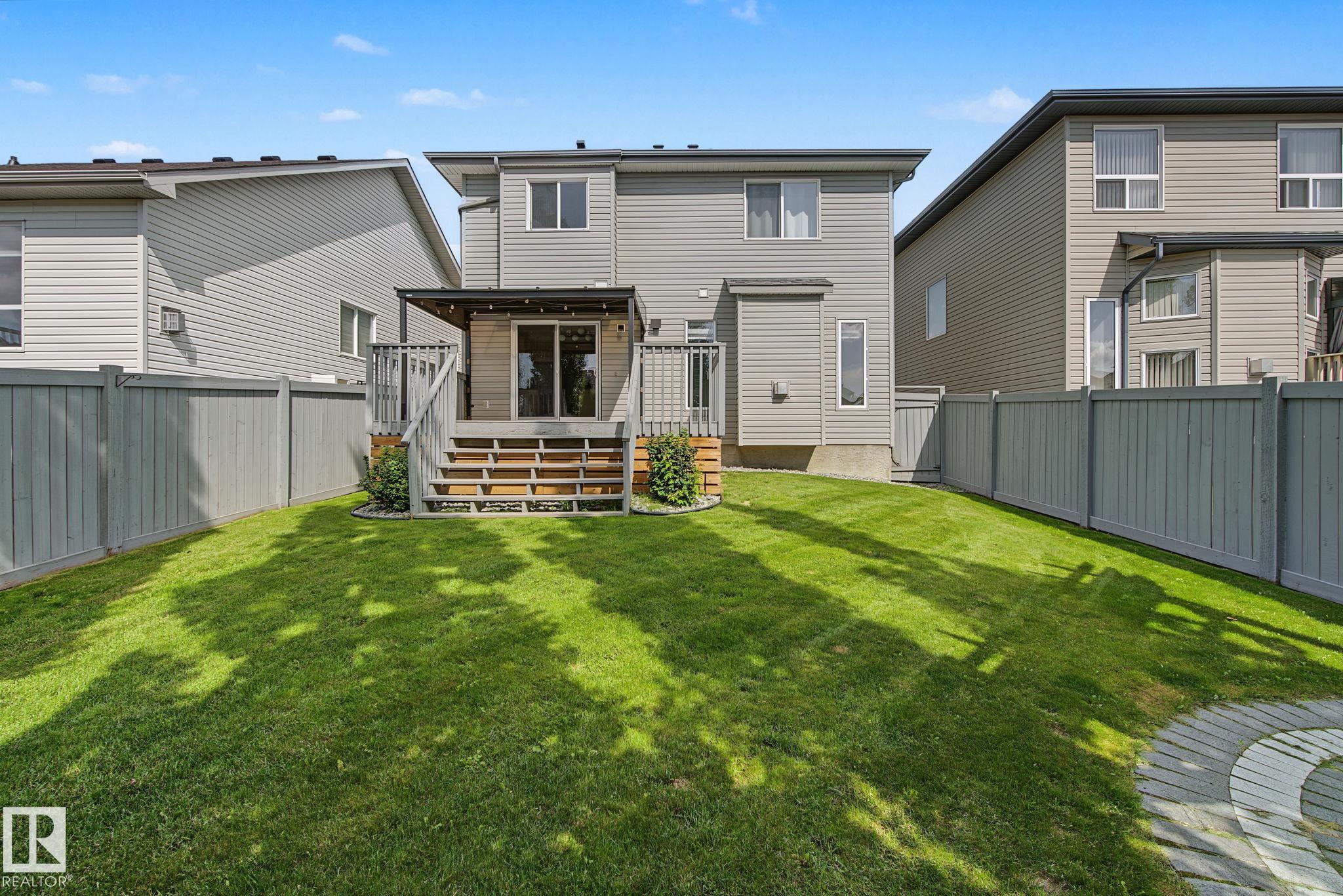 616 61 ST SW