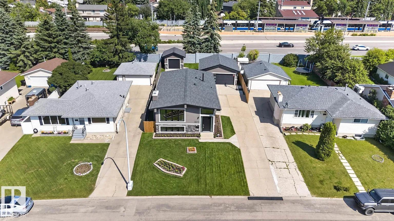 3911 67 ST NW