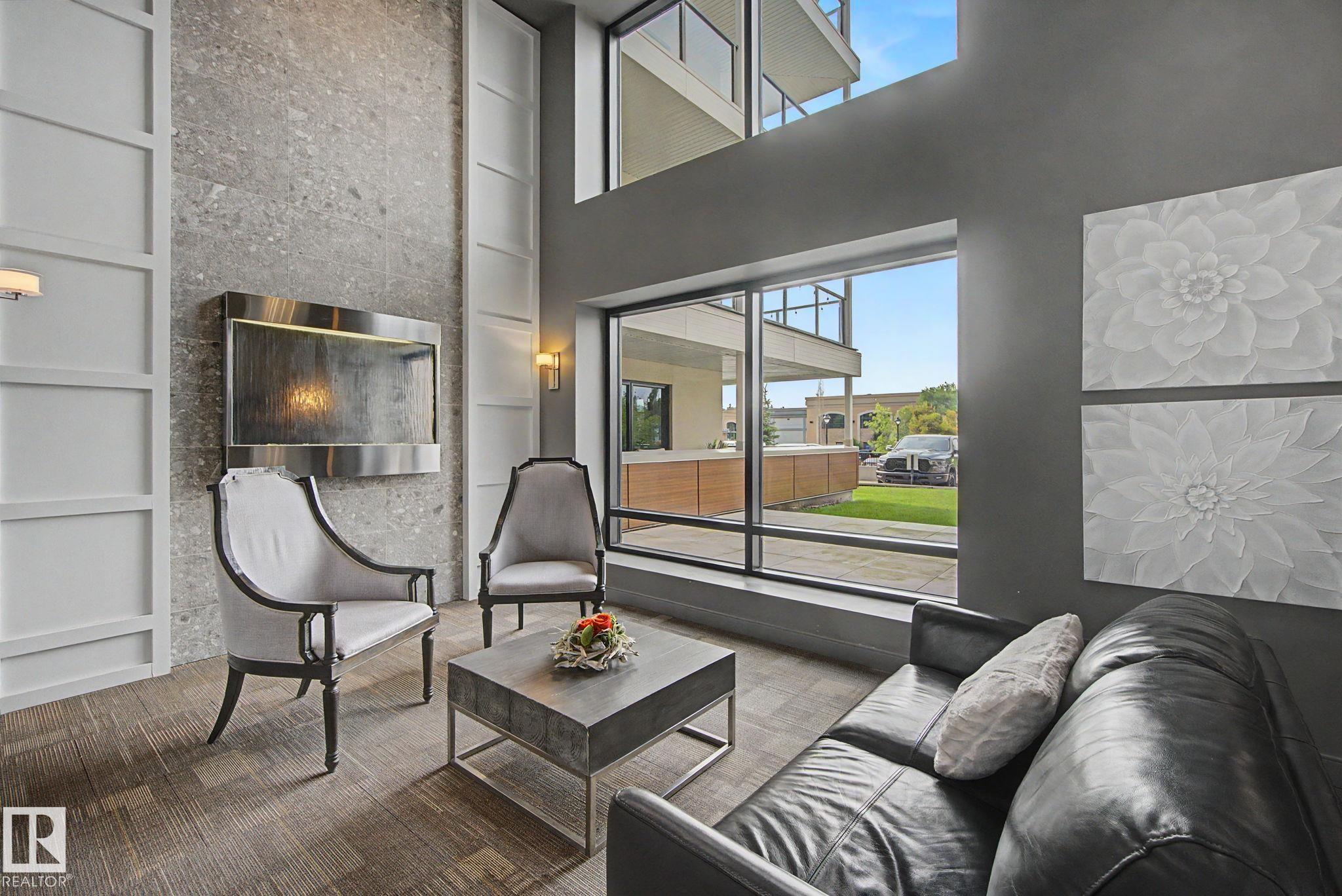 #810 200 BELLEROSE DR