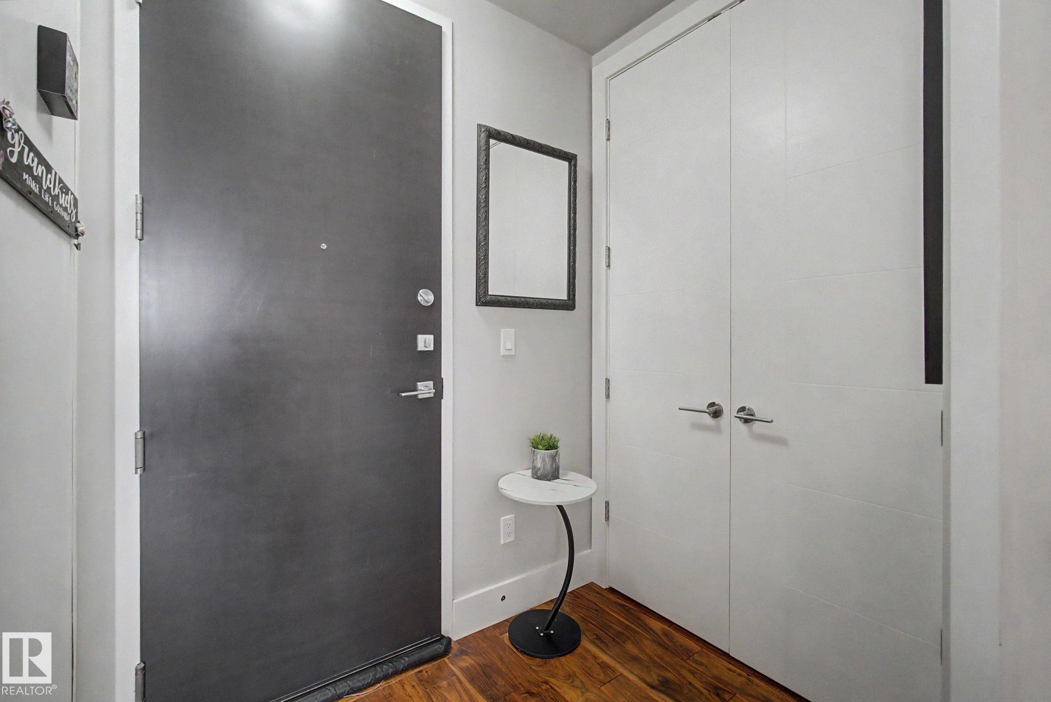 #810 200 BELLEROSE DR