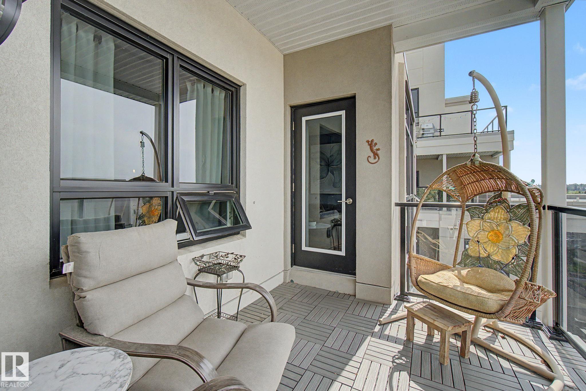 #810 200 BELLEROSE DR