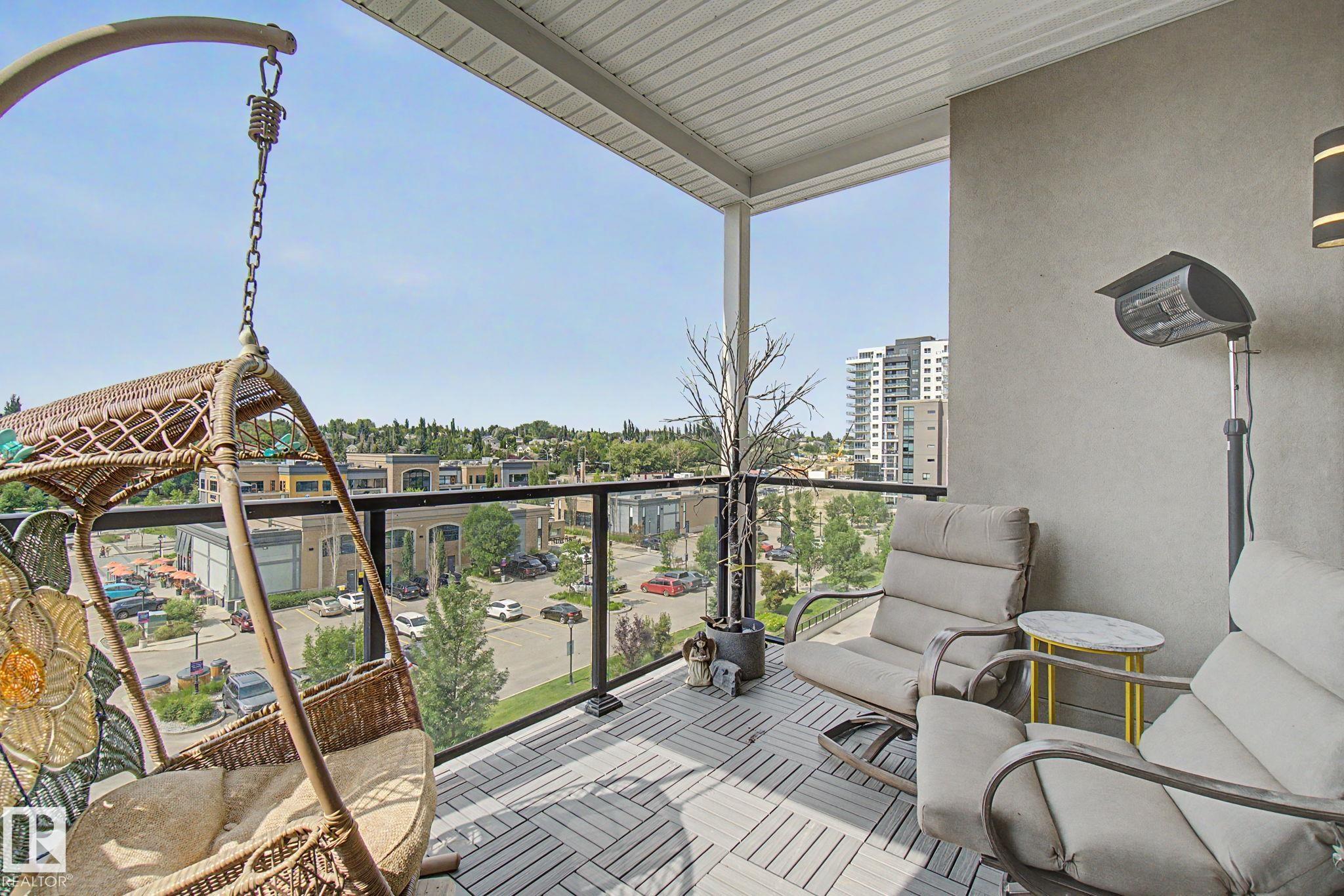 #810 200 BELLEROSE DR