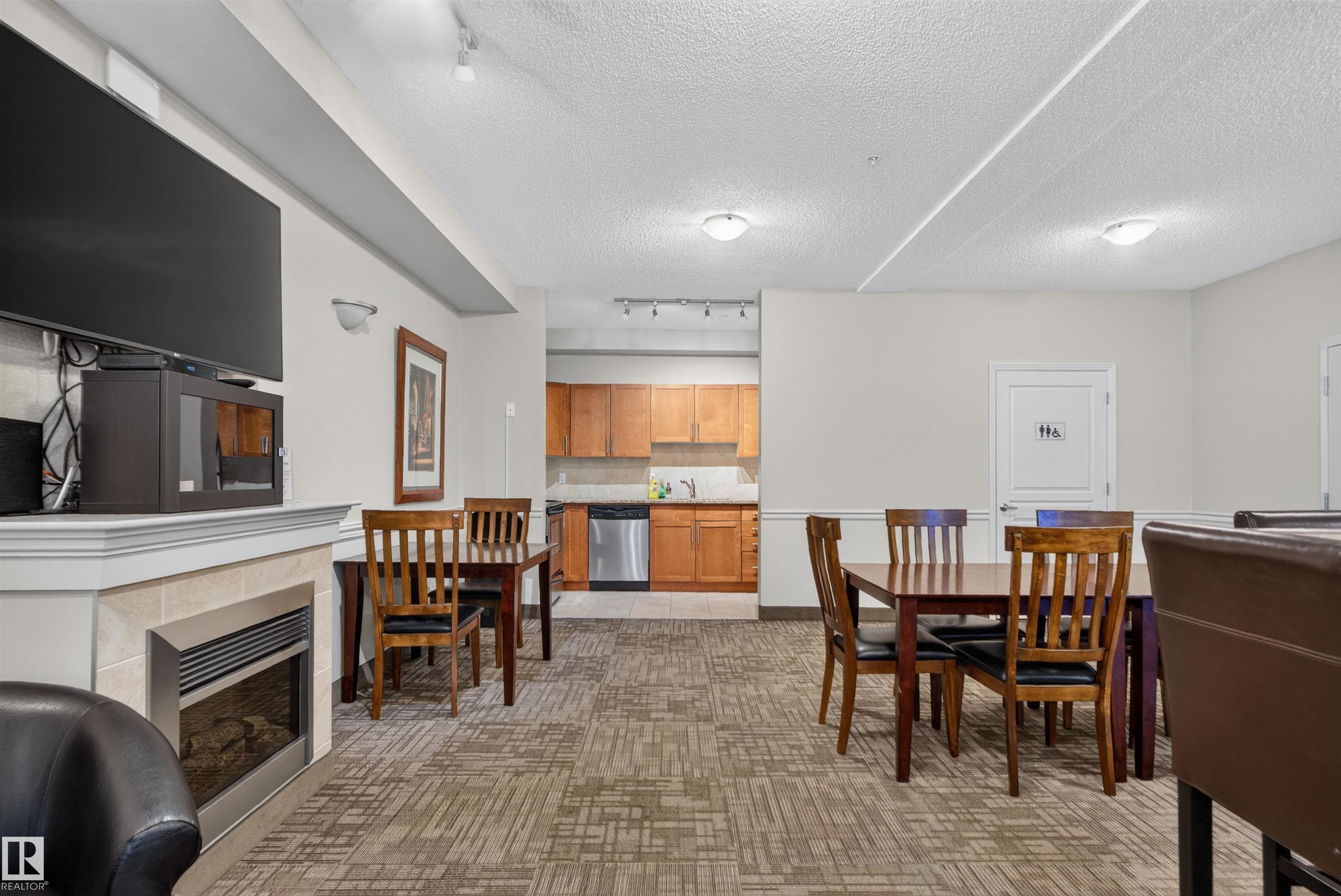 #212 2035 GRANTHAM CT NW