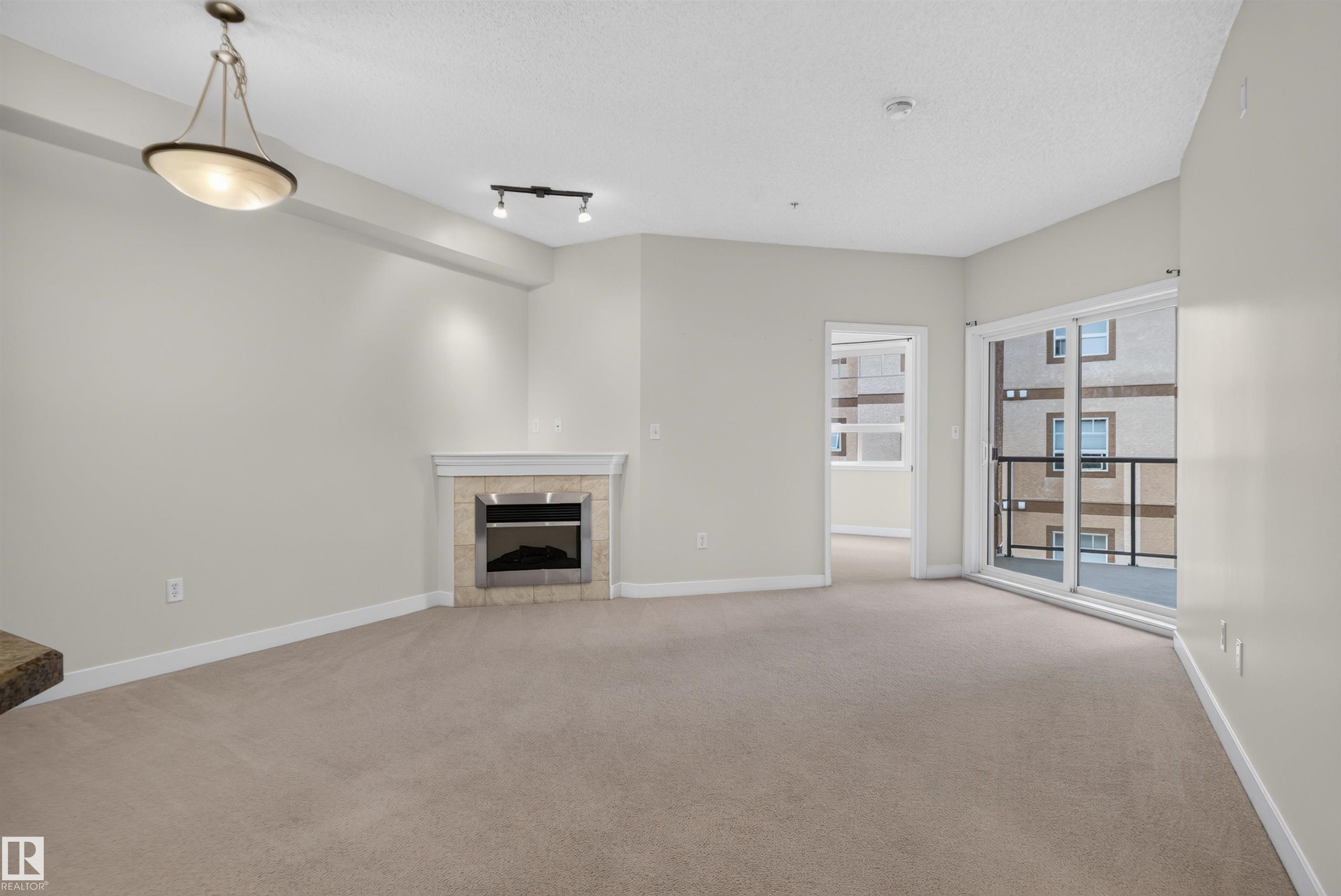 #212 2035 GRANTHAM CT NW