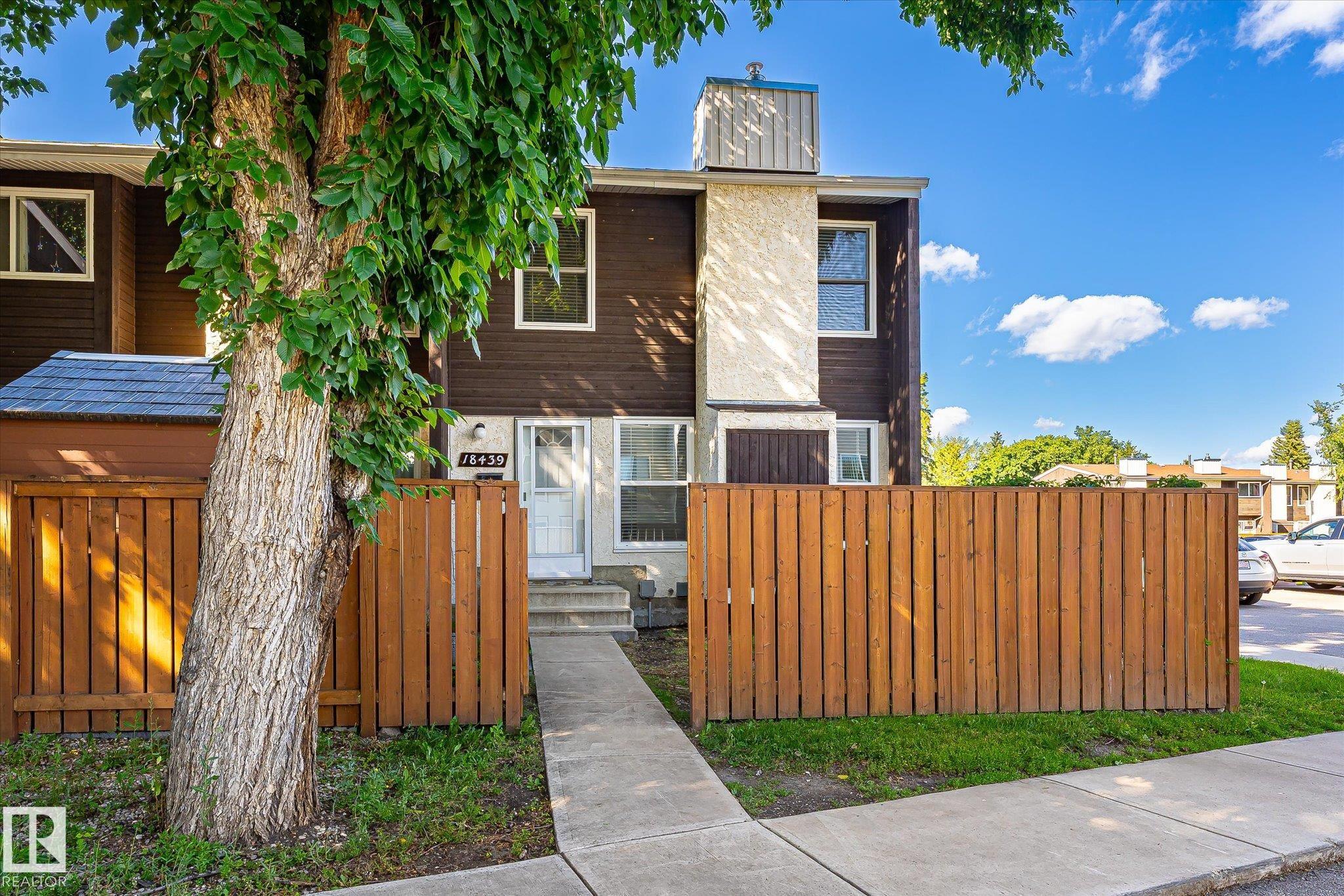 18439 66 AV NW
