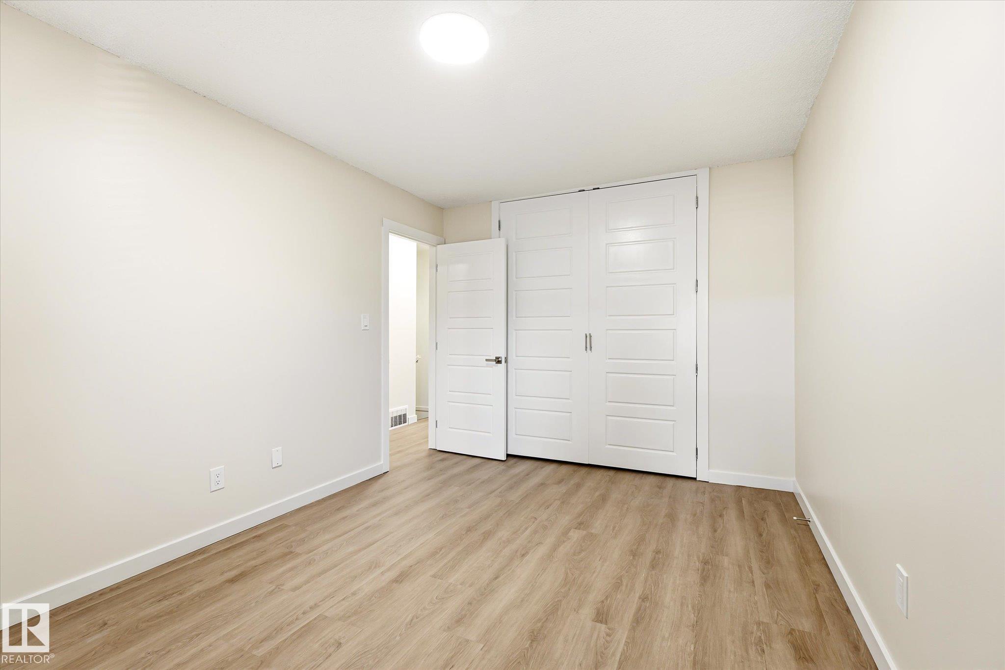 18439 66 AV NW