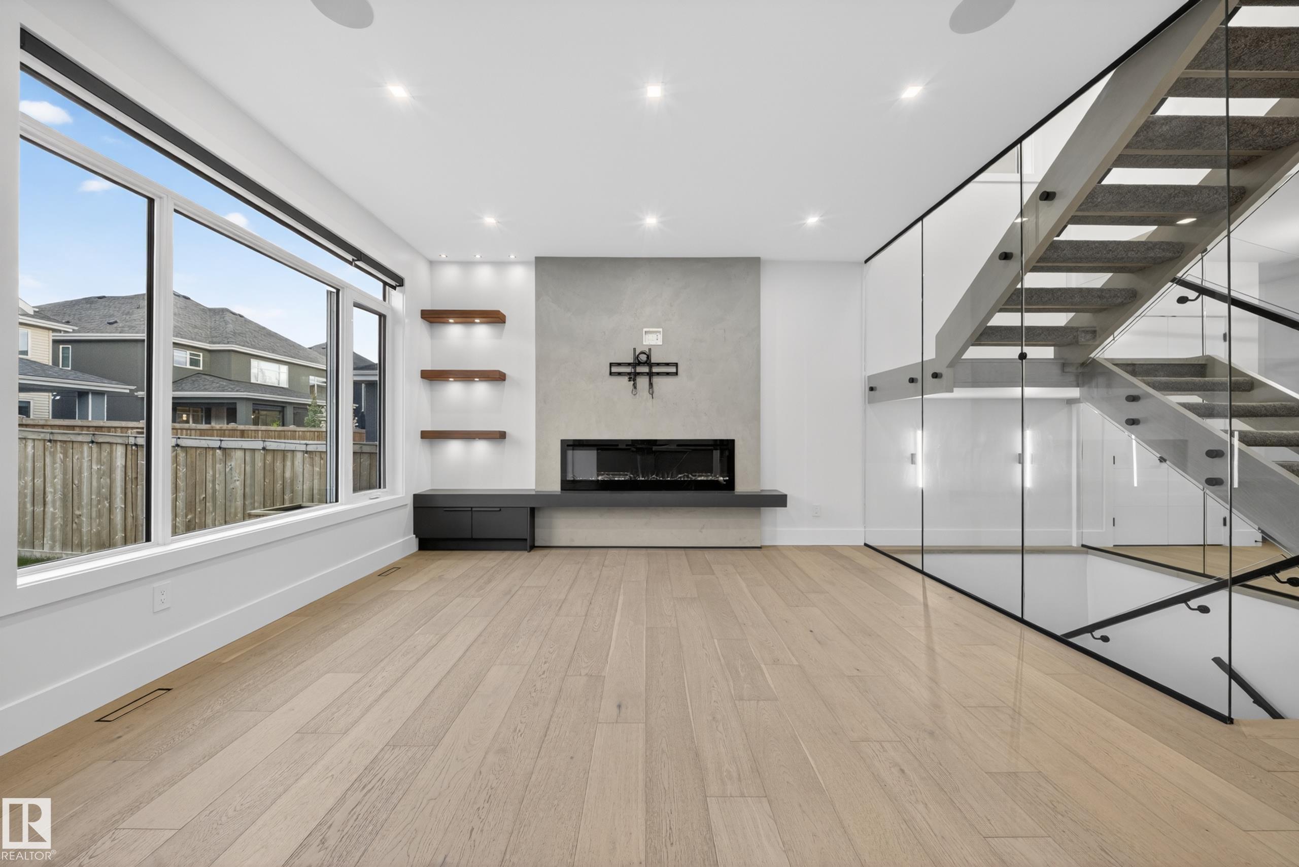 4464 SUZANNA CR SW