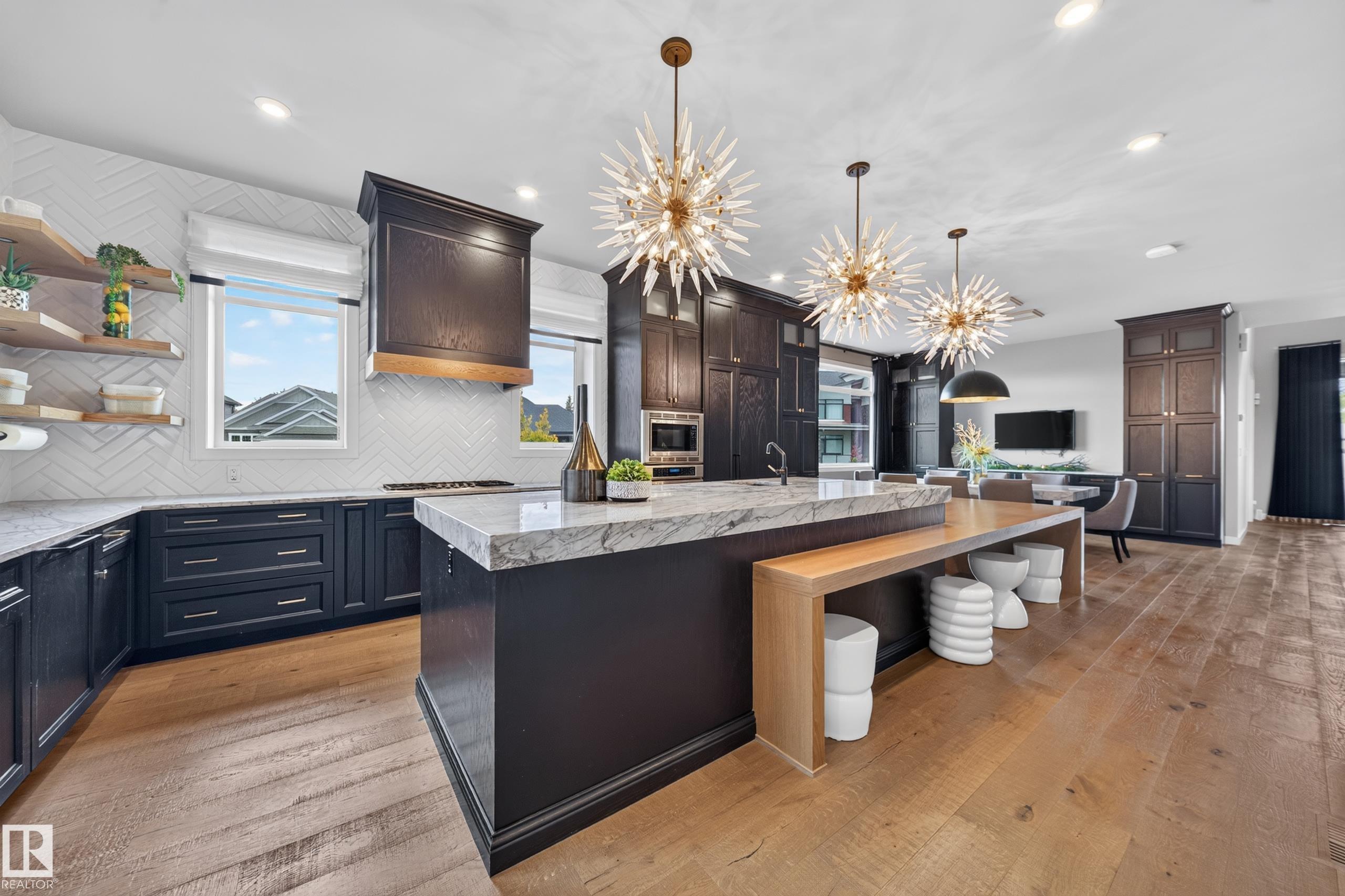 5530 CHEGWIN PT SW