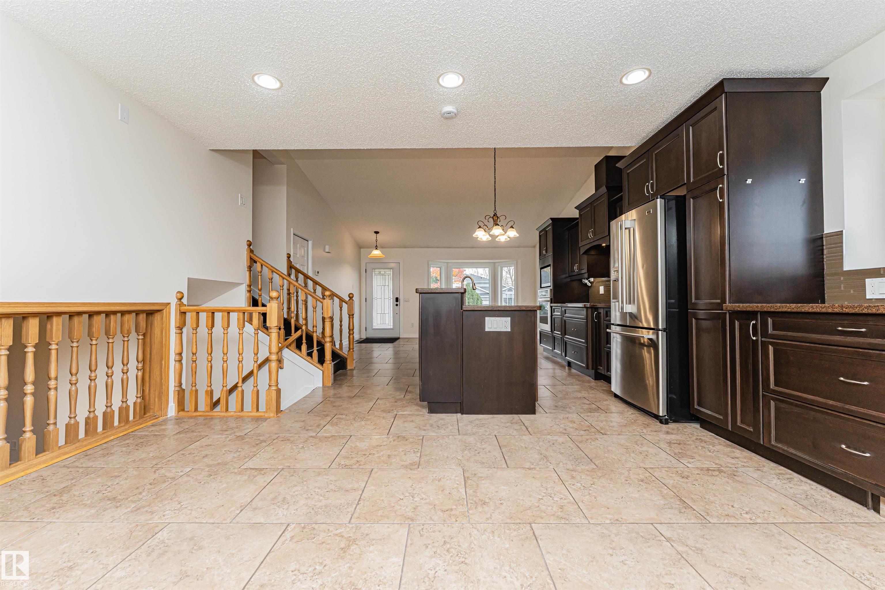 18 ABERDEEN WY