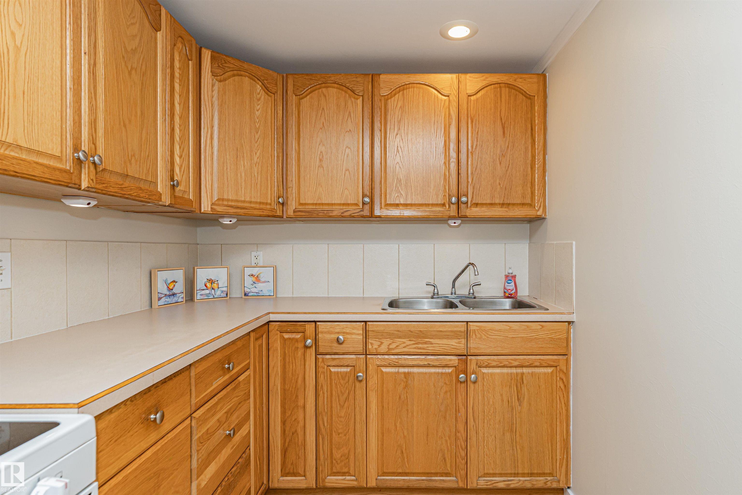 29 GRENFELL AV