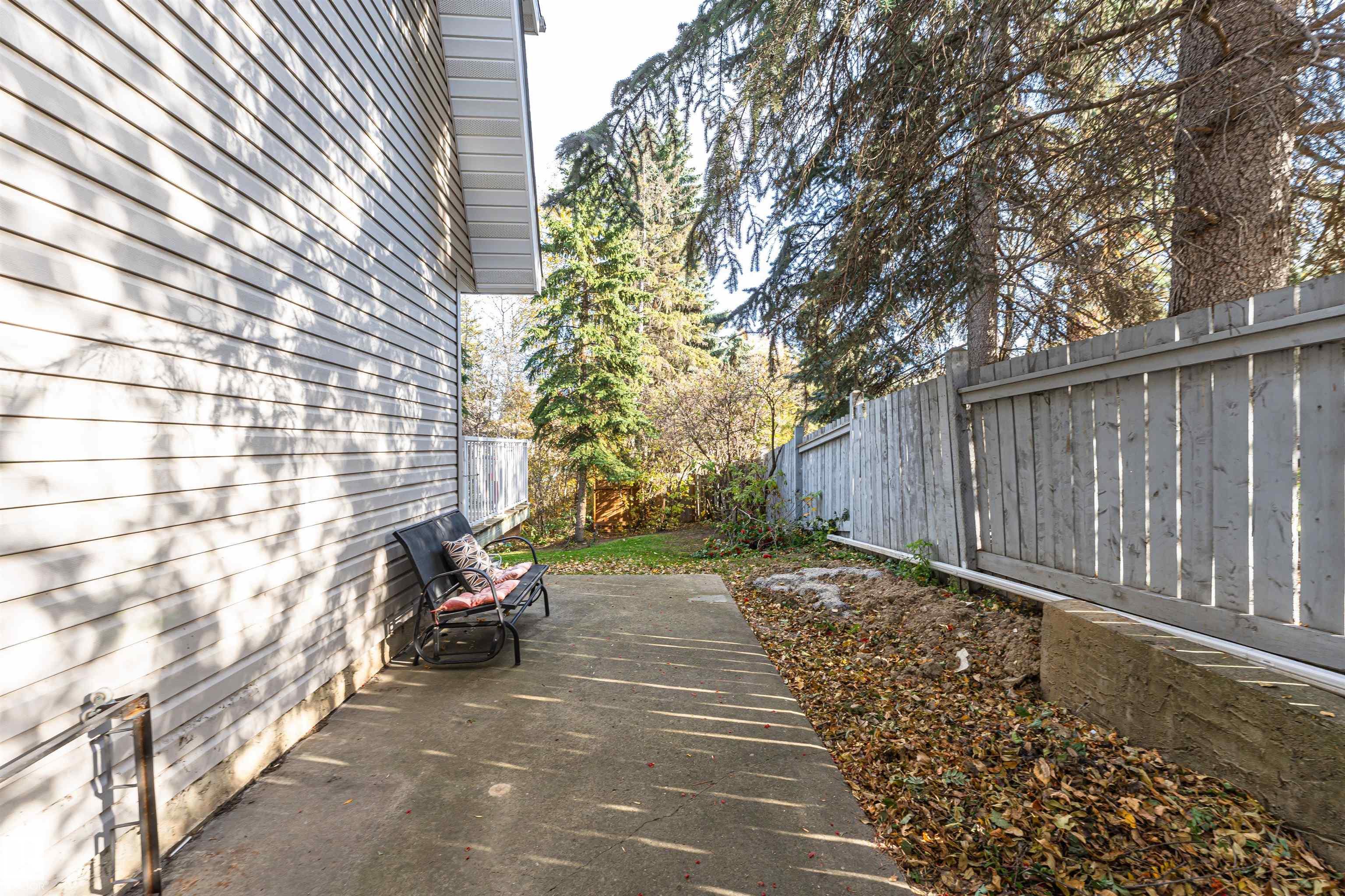 29 GRENFELL AV