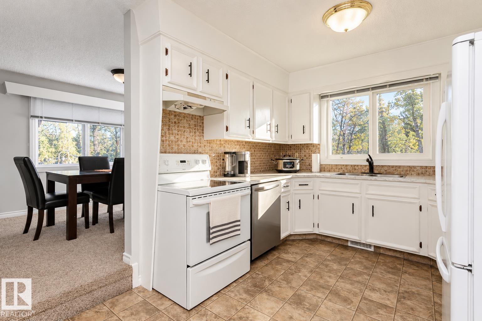 29 GRENFELL AV