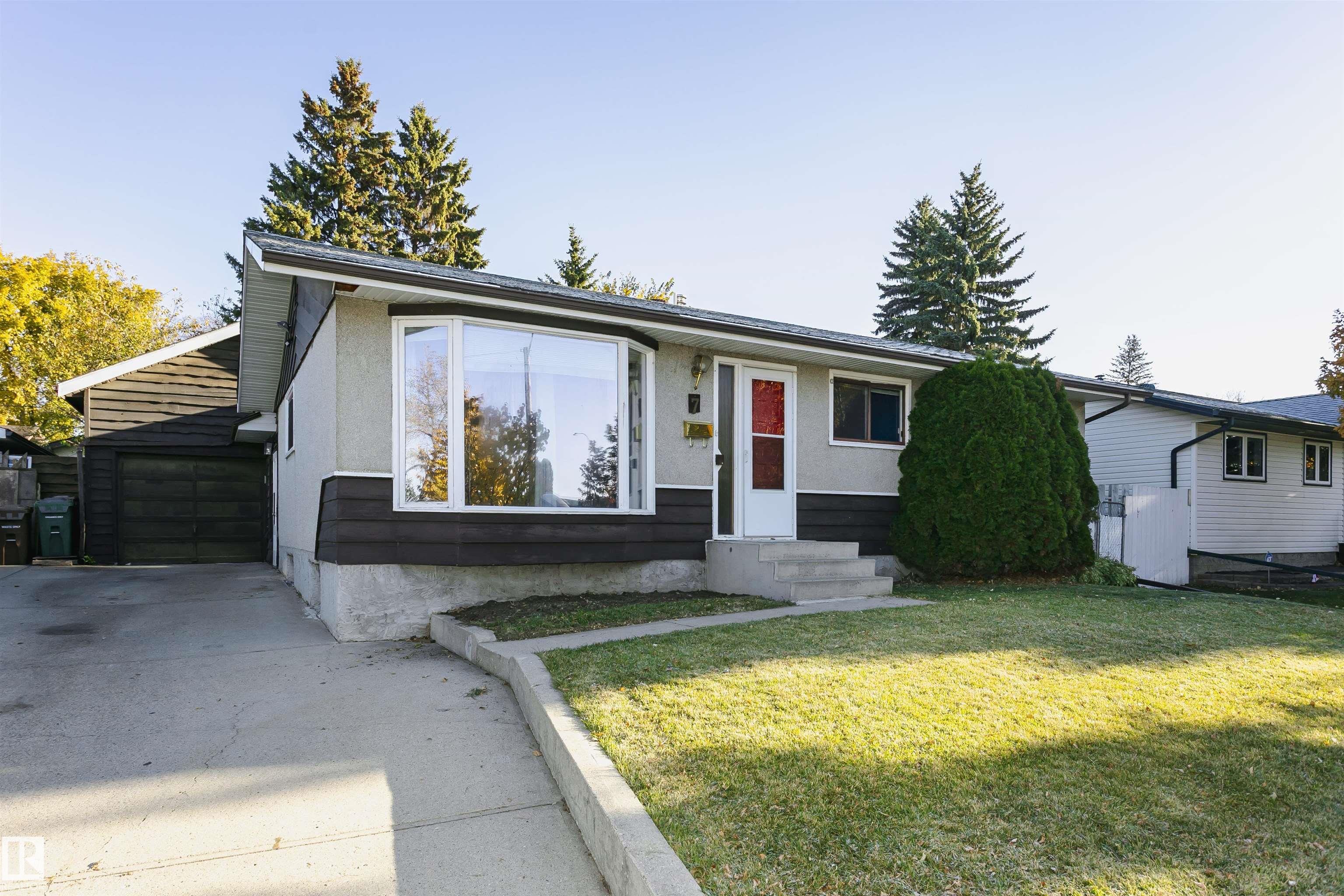 7 SHERIDAN DR
